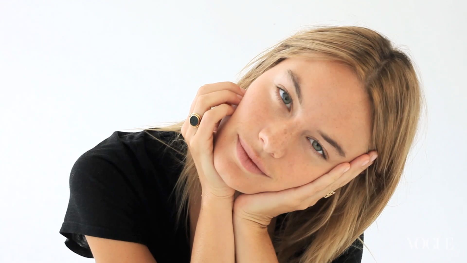 1920x1080 Camille Rowe