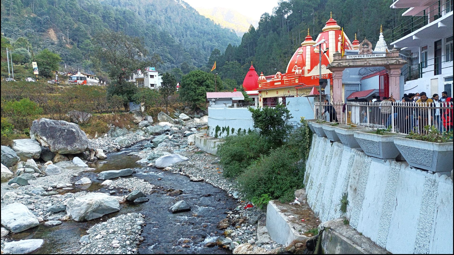 1920x1080 Kainchi Dham Trip: A Guide to the Neem Karoli Baba Ashram
