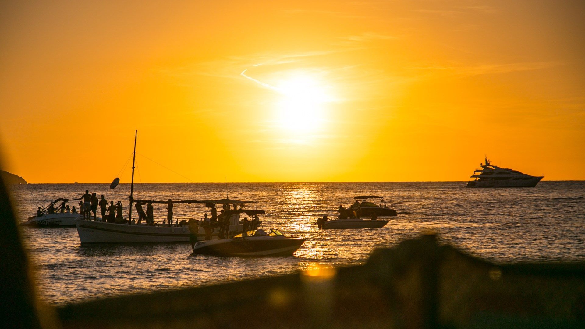 1920x1080 Ibiza beach party playlist