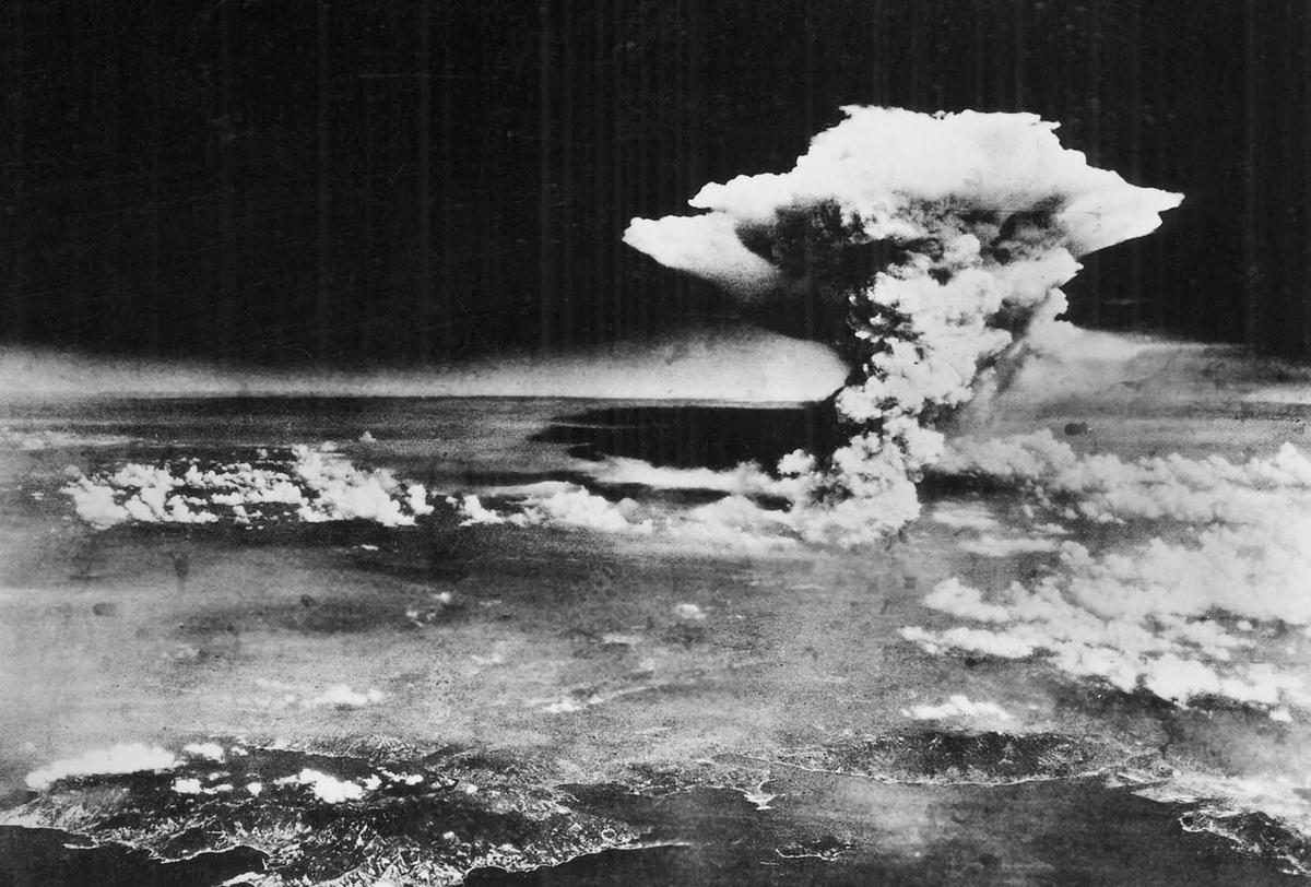 1200x812 World War II: The Fall of Imperial Japan