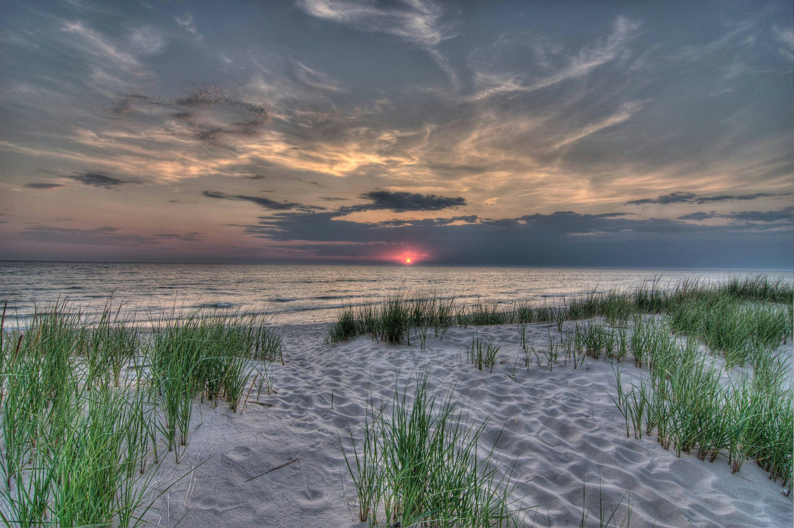 2560x1704 Late Summer in South Haven, Michigan