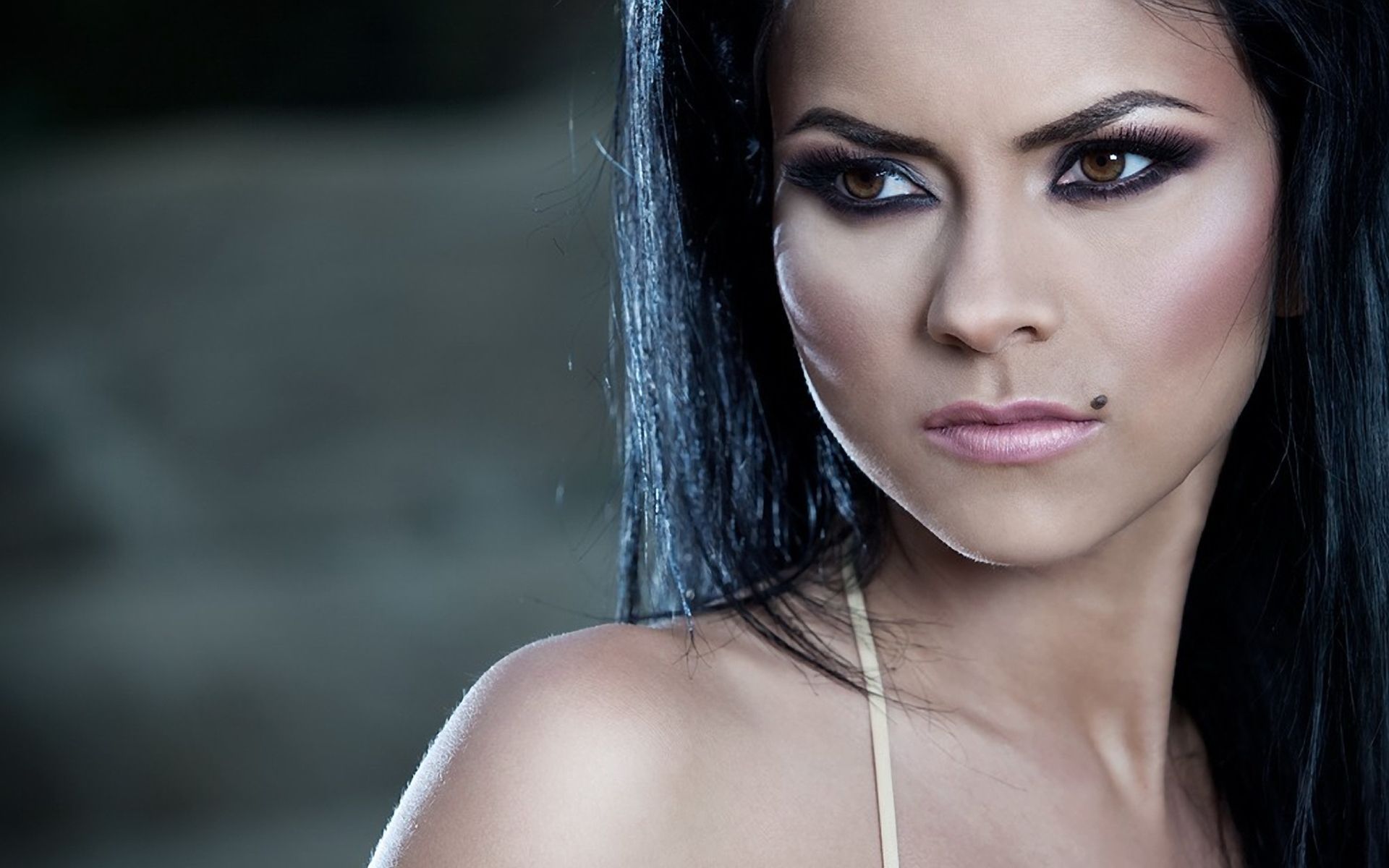 1920x1200 Tapeta Inna 003 Elena Alexandra Apostoleanu full size na Pulpit