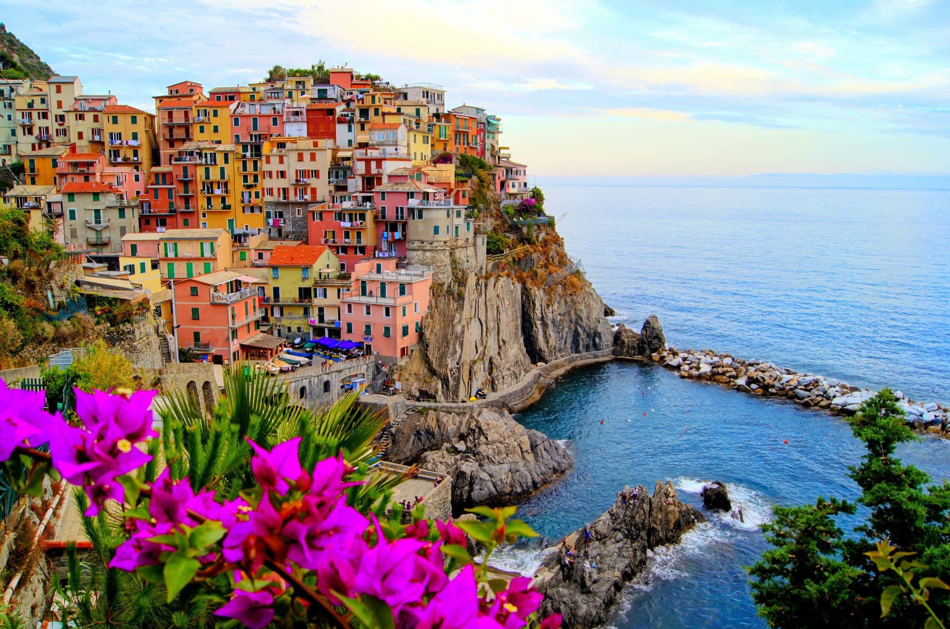 1920x1271 Download Romantic views in the city of love, Italy Wallpaper