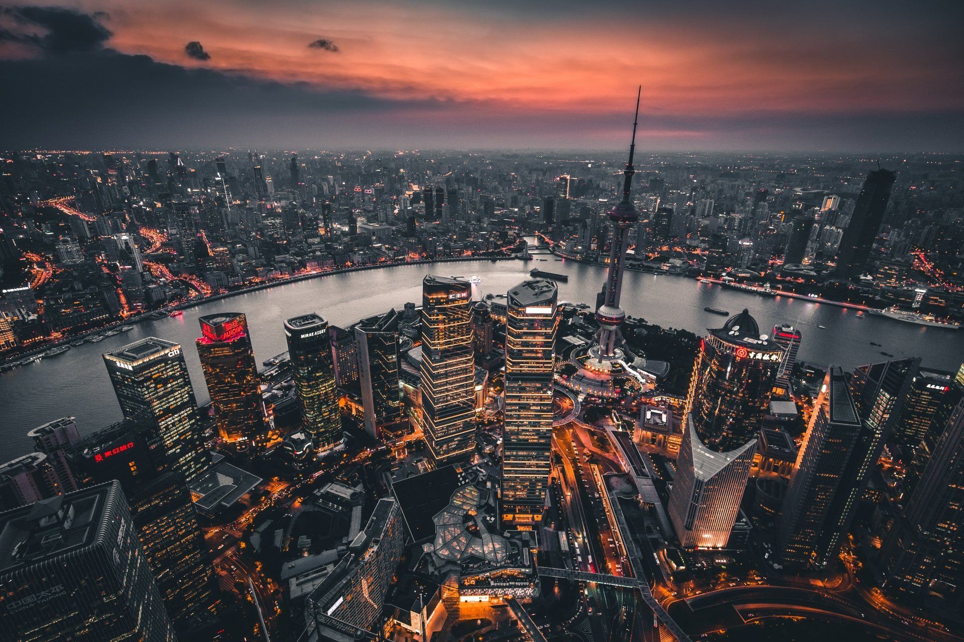 1920x1280 Shanghai Skyline: 4K Ultra HD Metropolis Architecture of Modern China