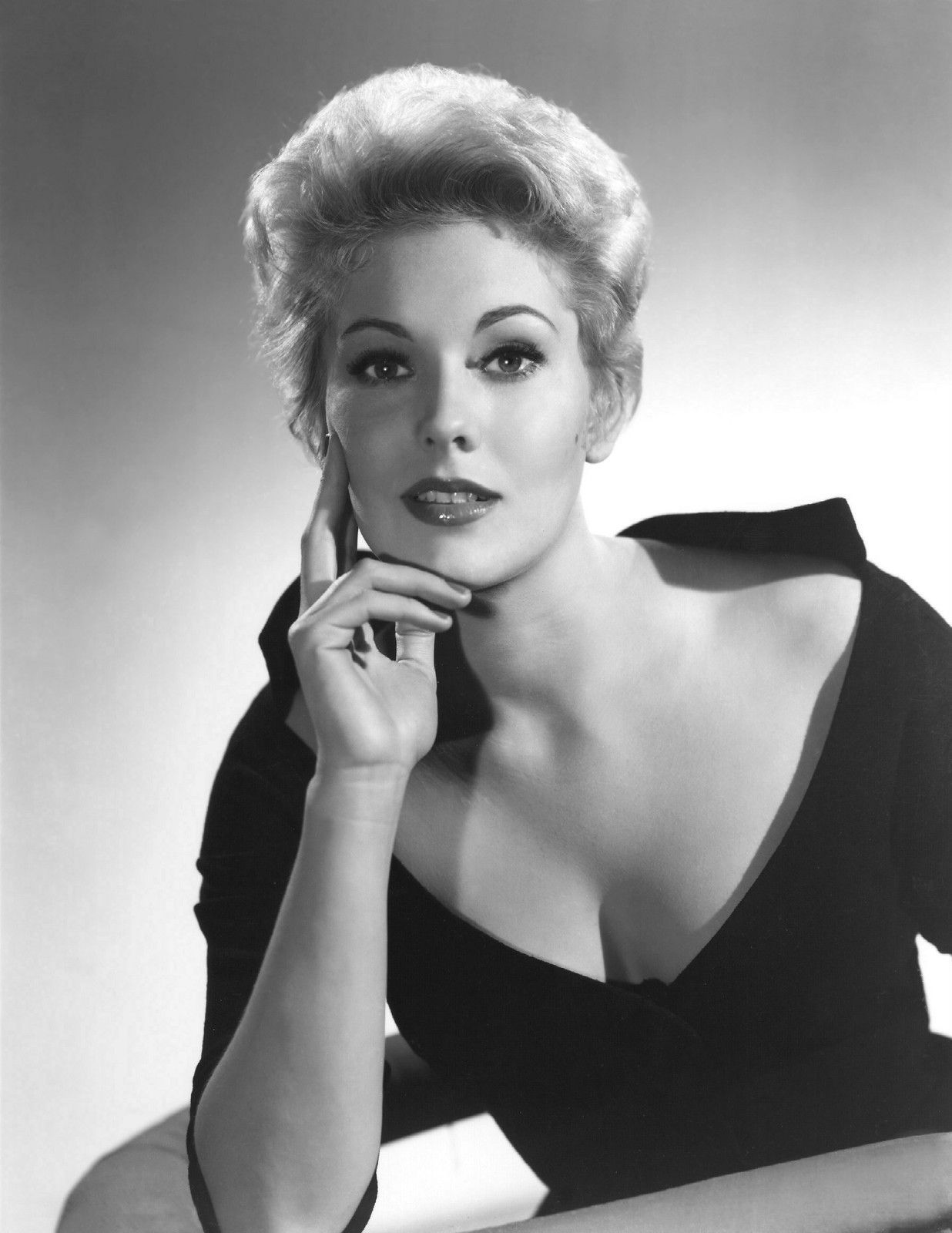 1236x1600 Kim Novak. MATTHEW'S ISLAND