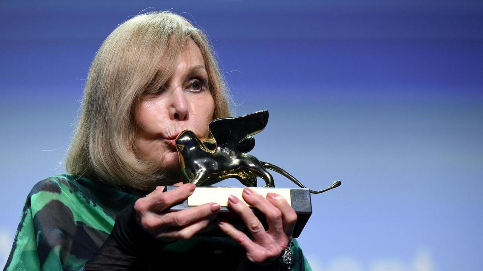 1600x900 Kim Novak receives the honorary Golden Lion in Venice and calls for saving democracies