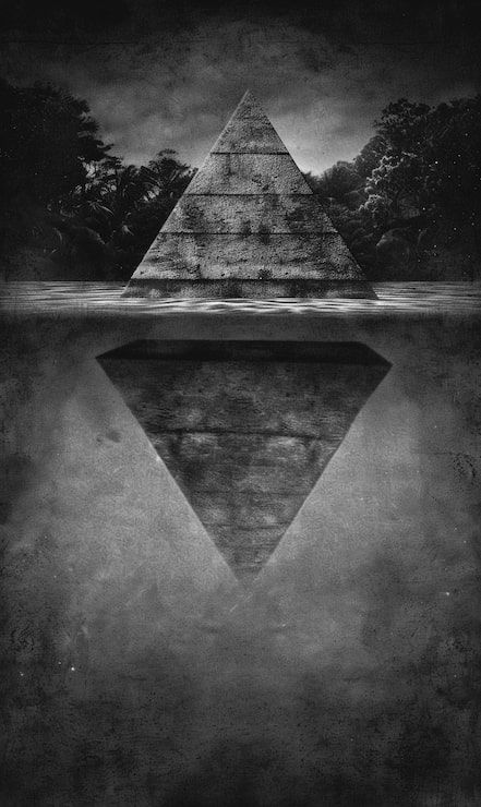 441x740 Pyramid Wallpaper Photo Free High Quality Picture