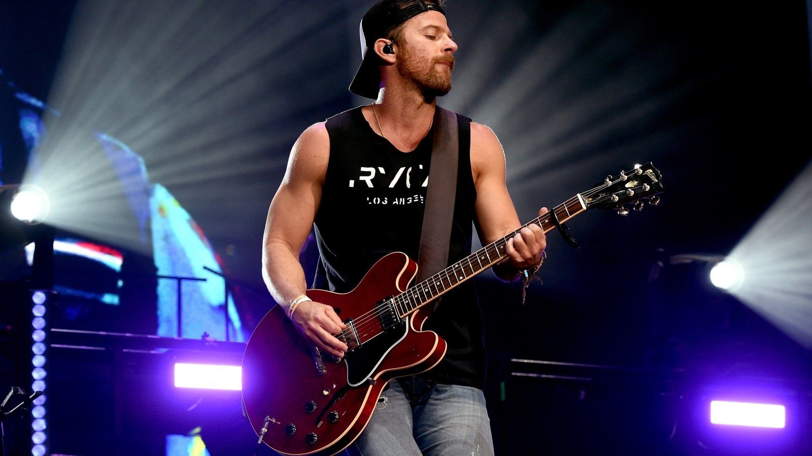 1600x900 Kip Moore Shares New Song 'The Bull, ' Plots Fall Tour