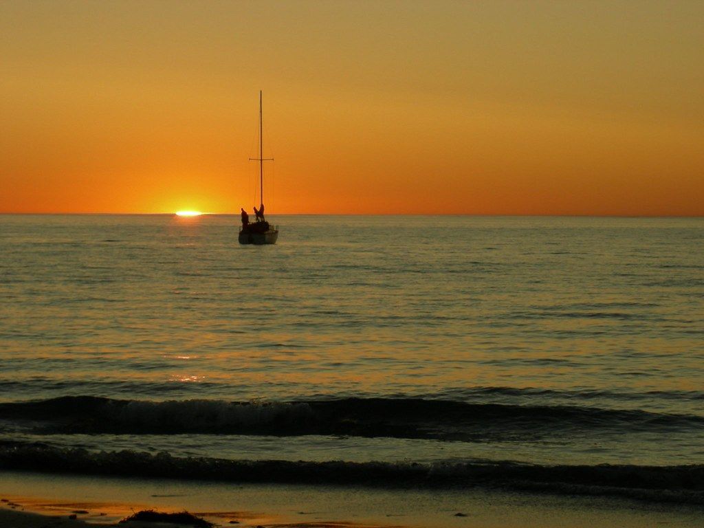 1024x768 Southern Ocean sunset