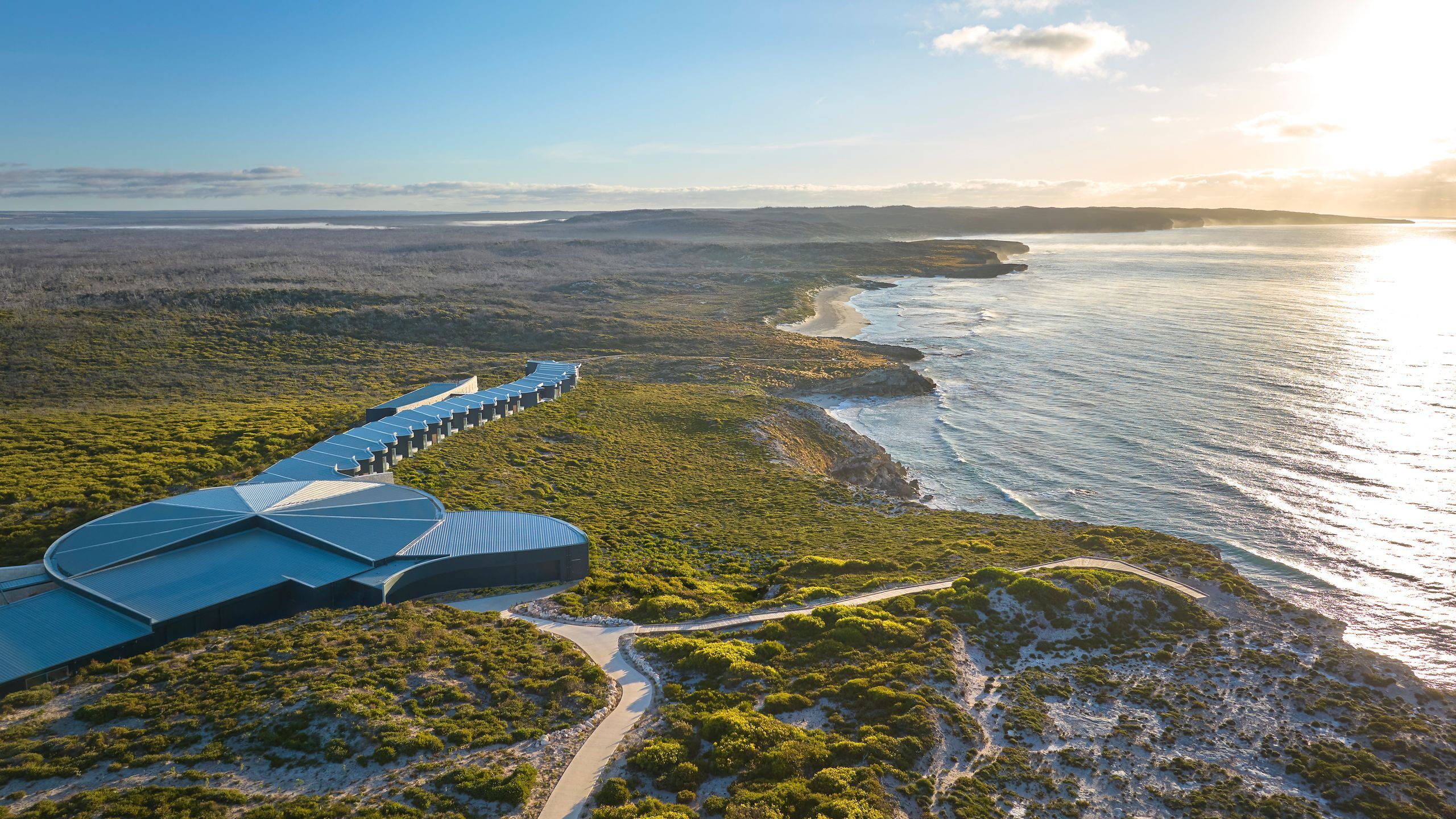 2560x1440 Southern Ocean Lodge