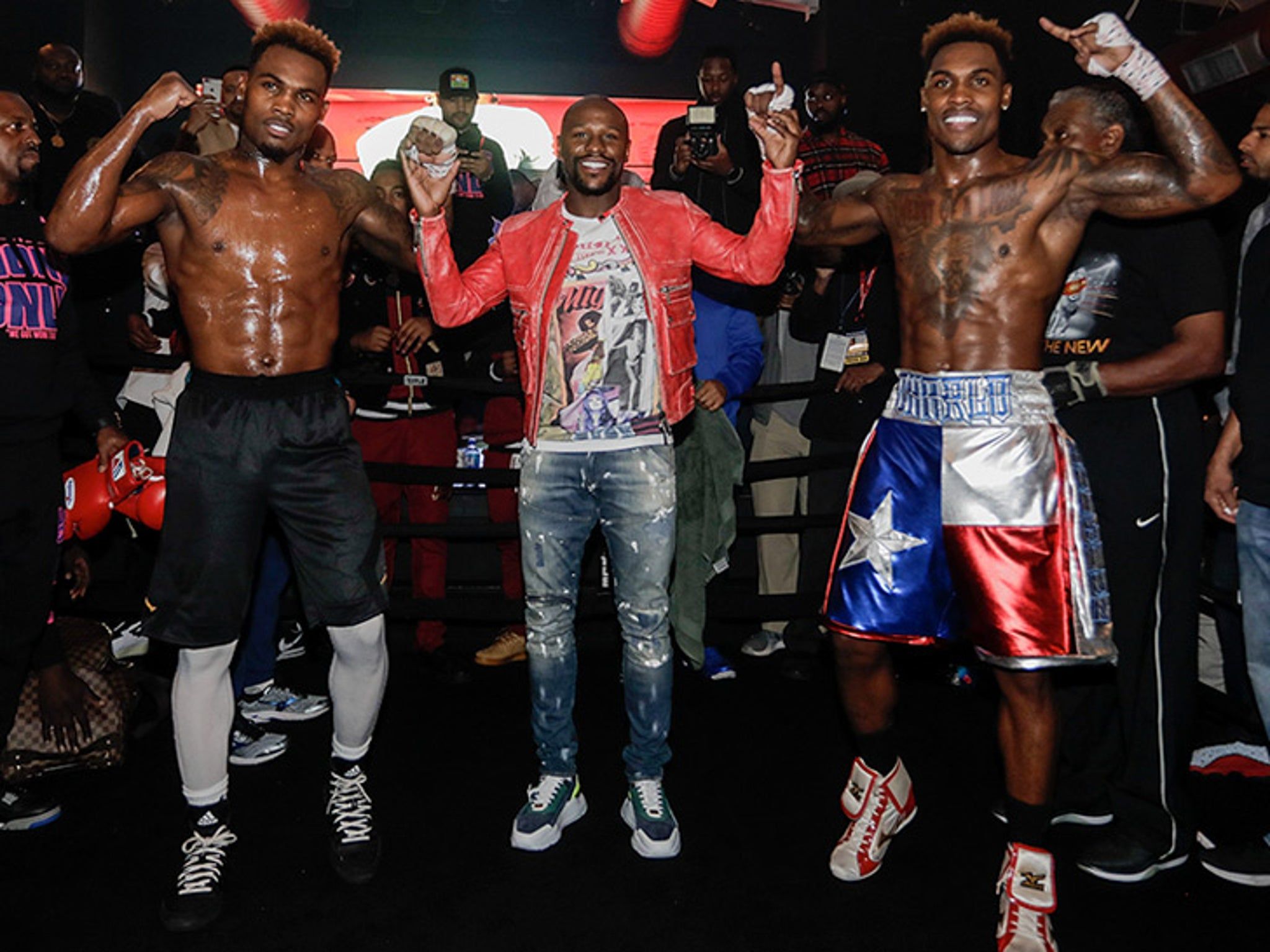2048x1536 Floyd Mayweather Hits Up Charlo Twins' Workout in Houston