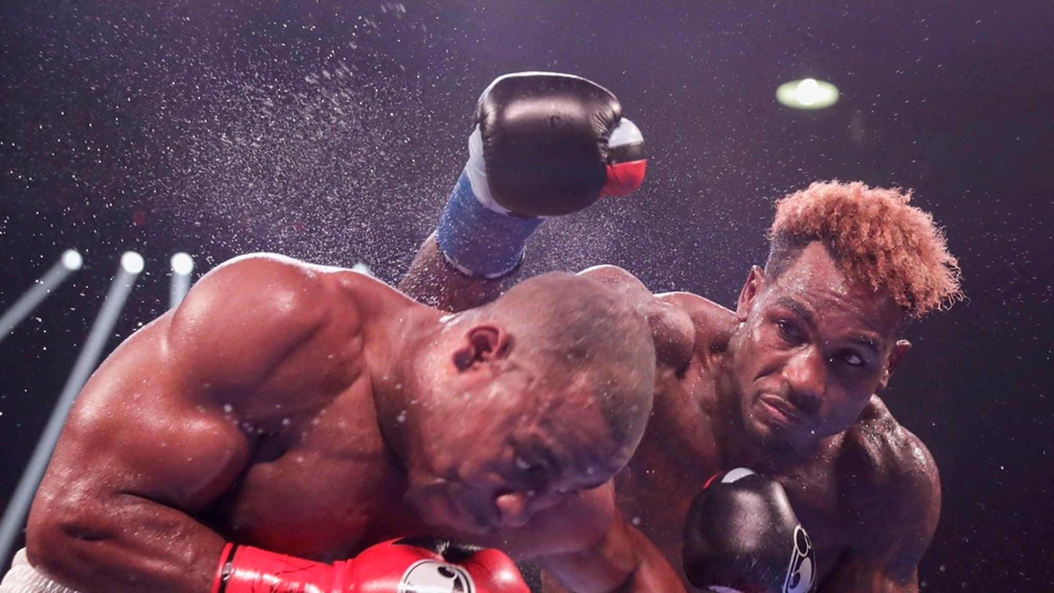 2048x1152 Jermall Charlo Fight Photo