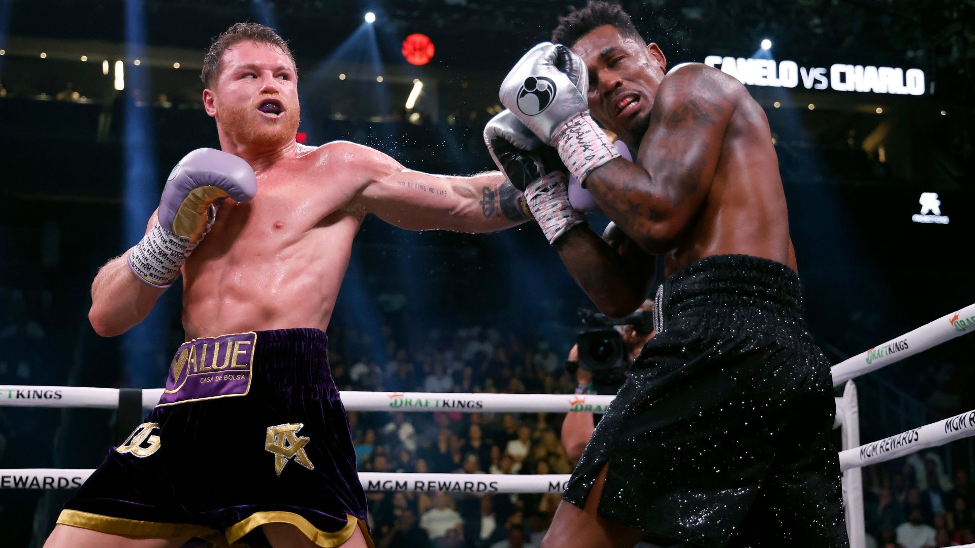 1920x1080 Canelo Alvarez drops Jermell Charlo, cruises toward dominant victory. DAZN News US
