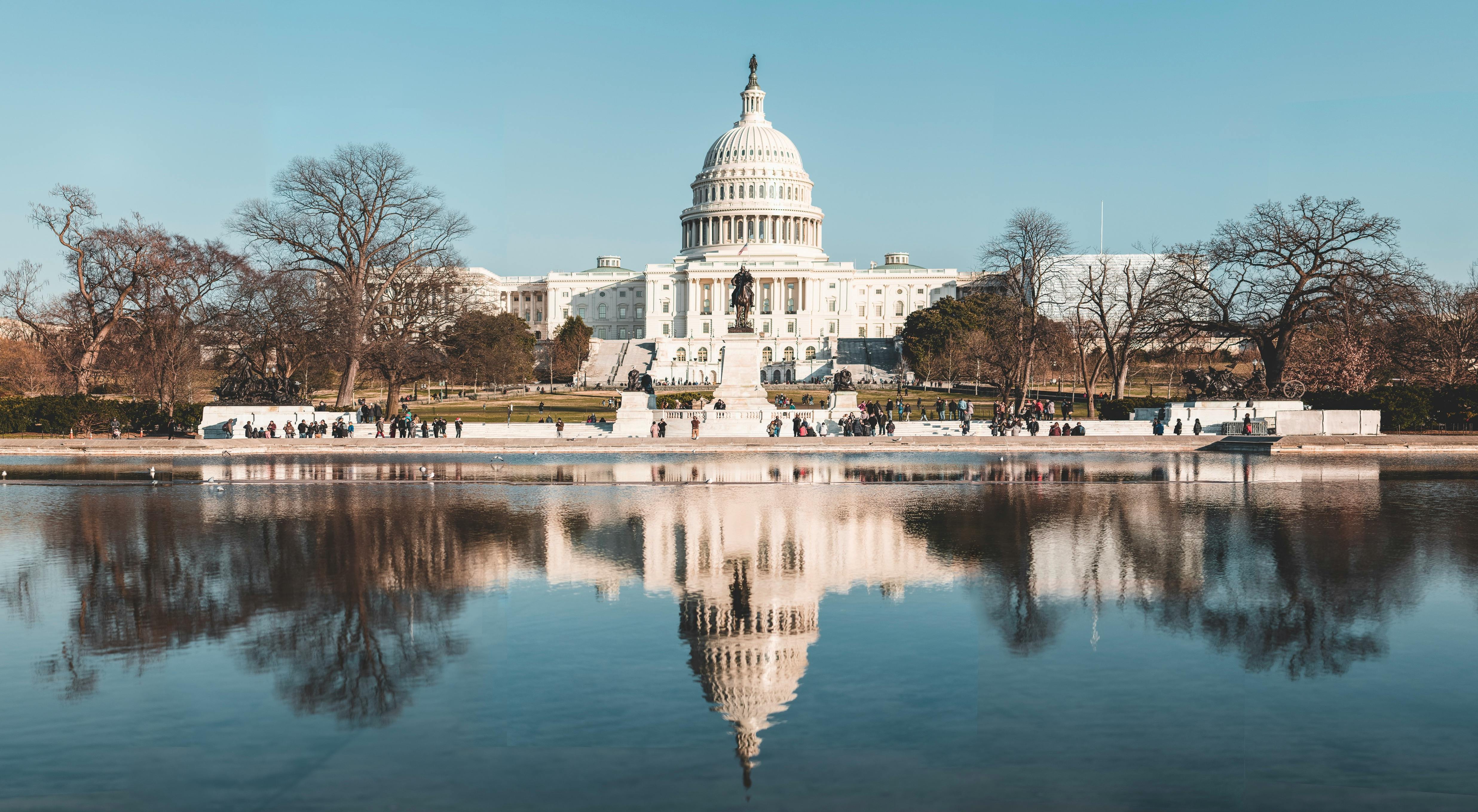 4946x2719 Reflecting Pool in Front of the United States Capitol · Free