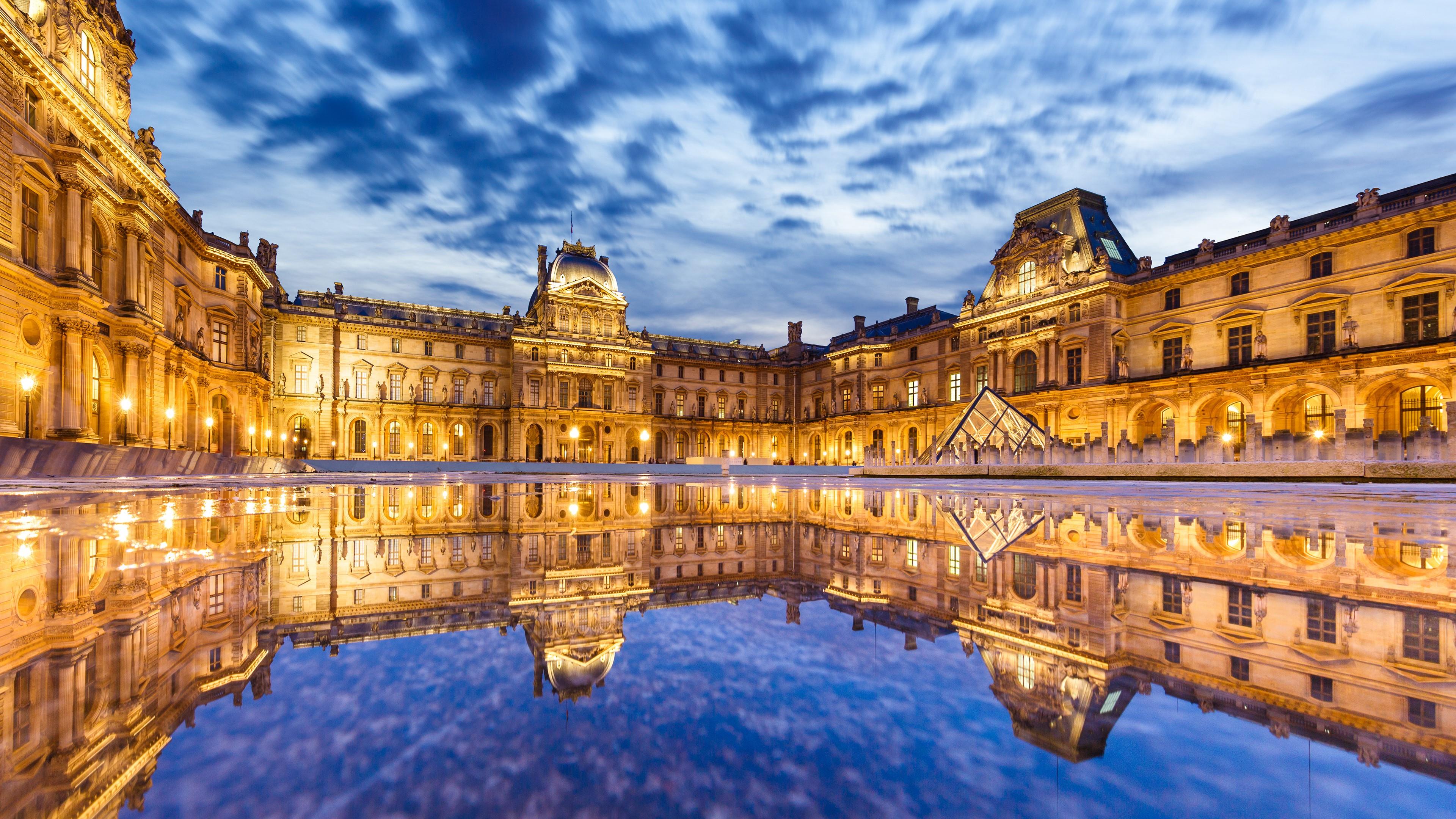 3840x2160 Louvre Museum reflecting pool