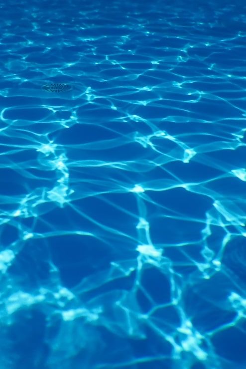 494x740 Sun reflection pool Image