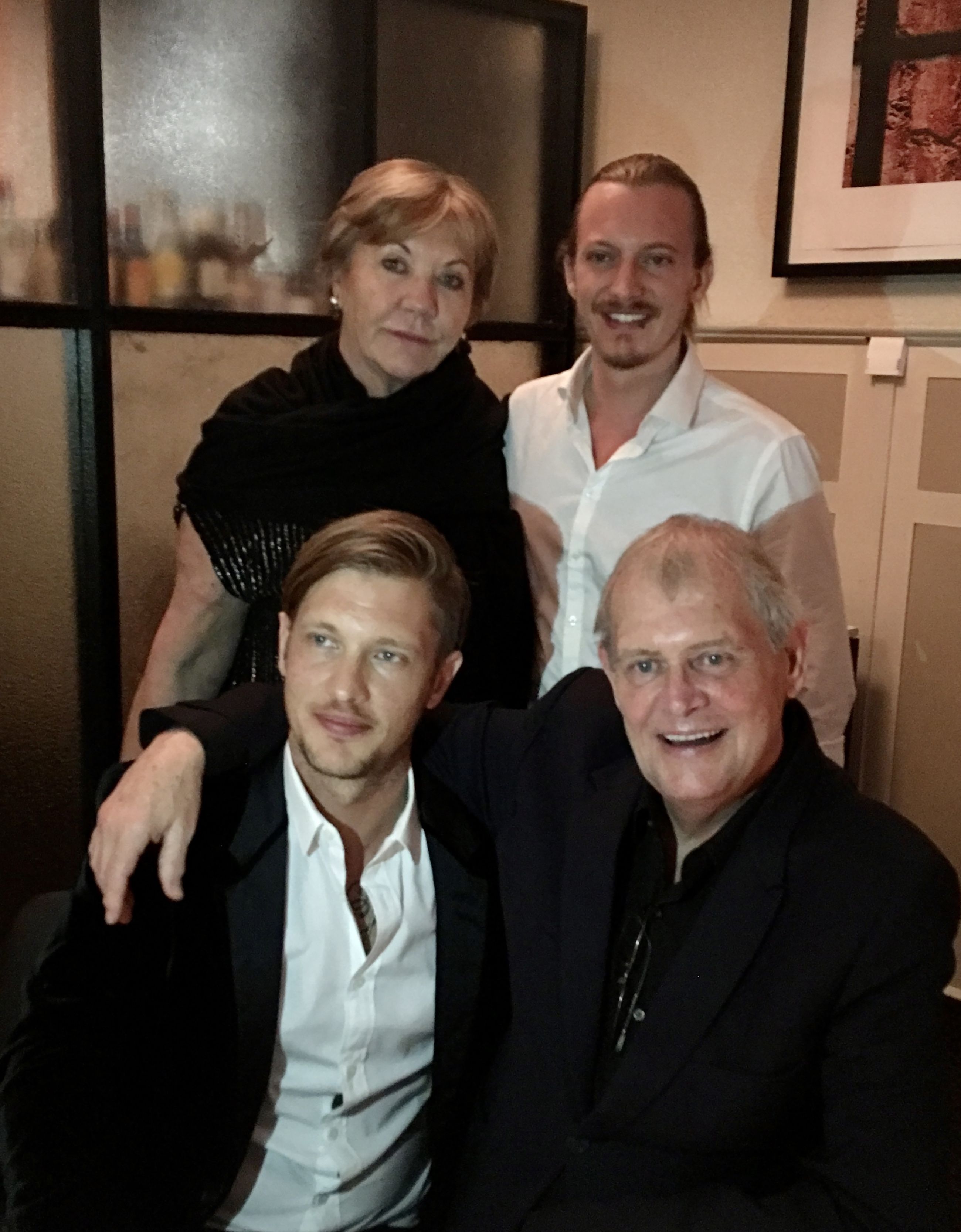 2600x3334 John Farnham recovering after marathon surgery to remove tumour from mouth