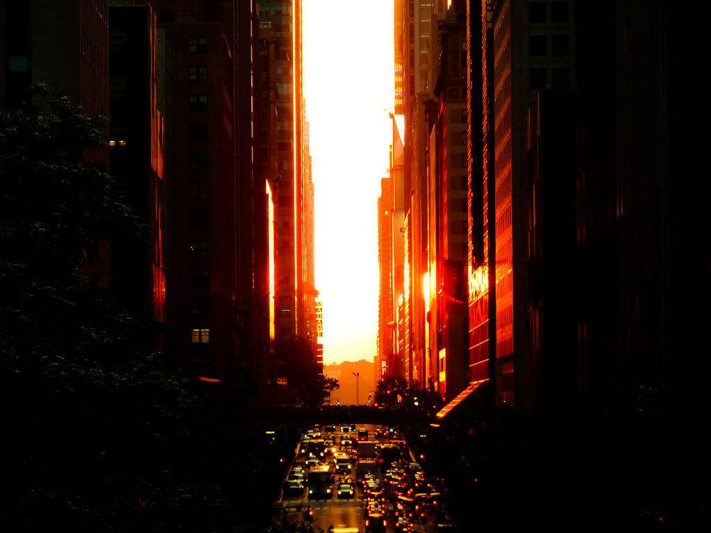 1024x768 Manhattanhenge Sunset Overlooking 42nd Street and Times Sq