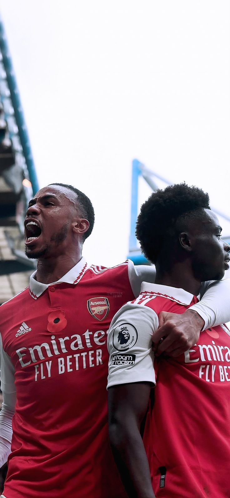 736x1593 Gabriel Magalhães & Bukayo Saka