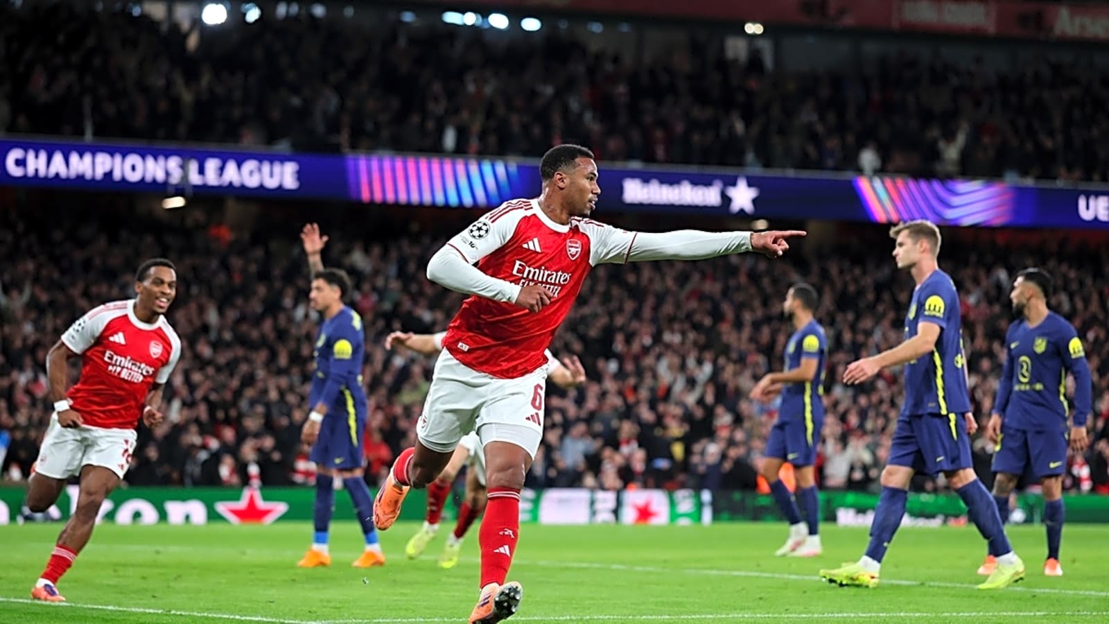 1600x900 Gabriel Magalhaes hailed for warrior display in Arsenal's win over Crystal Palace