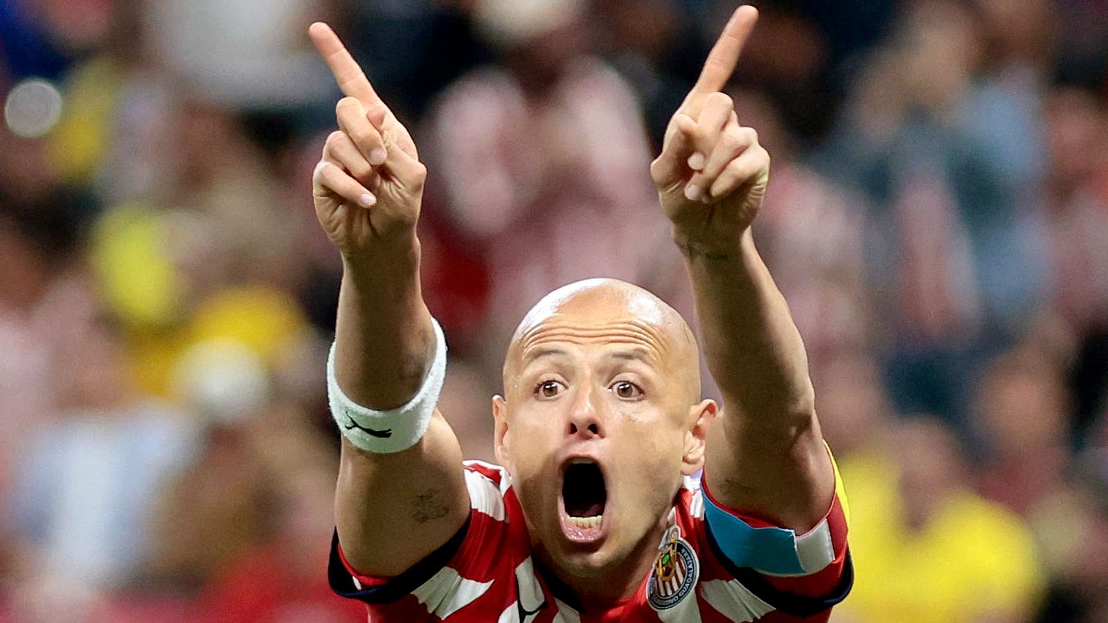 1600x900 Mexico's Edson Álvarez slots Chicharito 10th in his ranking of El Tri's best players. Goal.com English Saudi Arabia