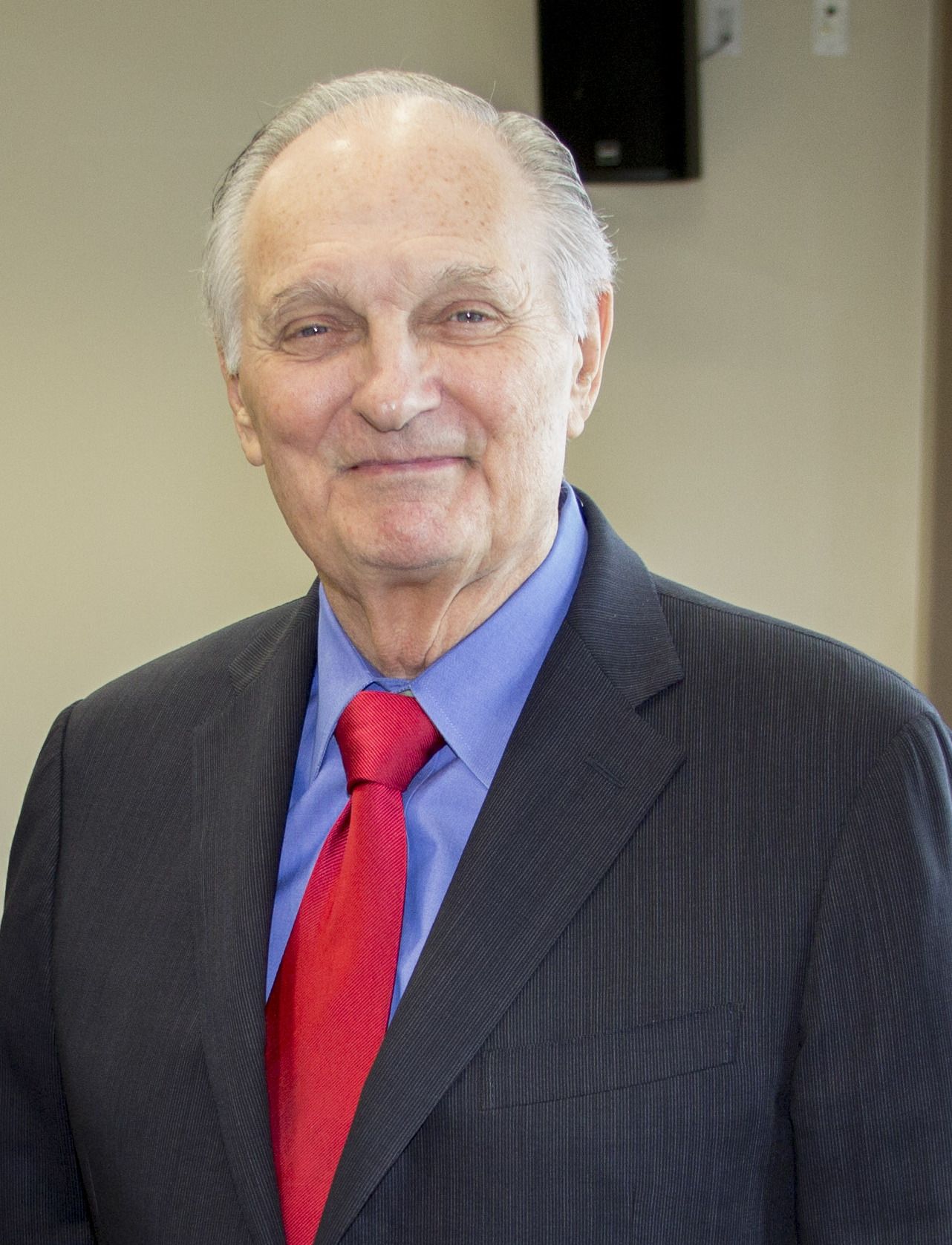 1282x1677 Alan Alda
