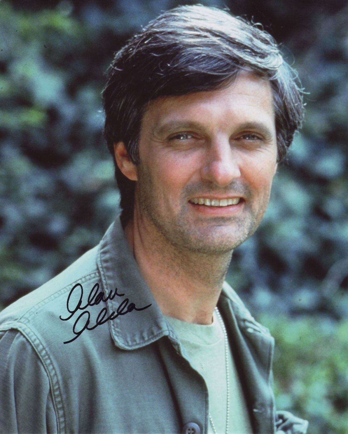 1192x1485 Alan Alda Signed Autographs 25 cm x 20 cm Photo : Amazon.de: Home & Kitchen