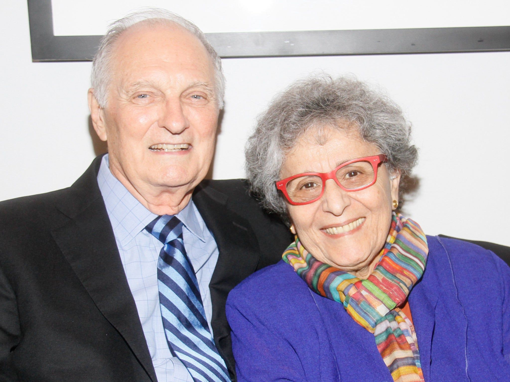 2048x1536 Alan Alda addresses viral claim he met wife when they both ate a cake off the floor