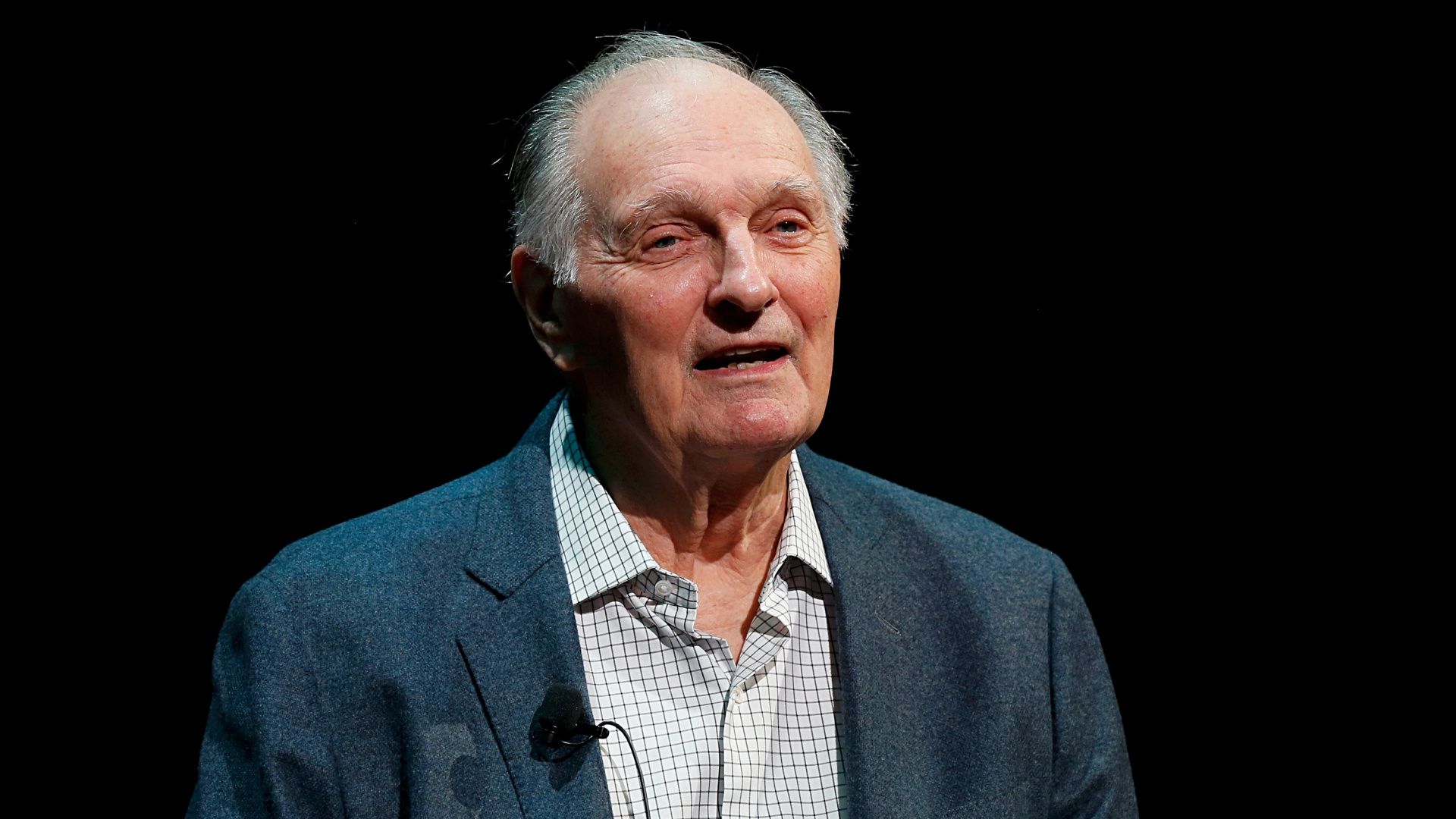 1920x1080 Alan Alda Delivers Moving Tribute To His Late M*A*S*H Co Star Loretta Swit
