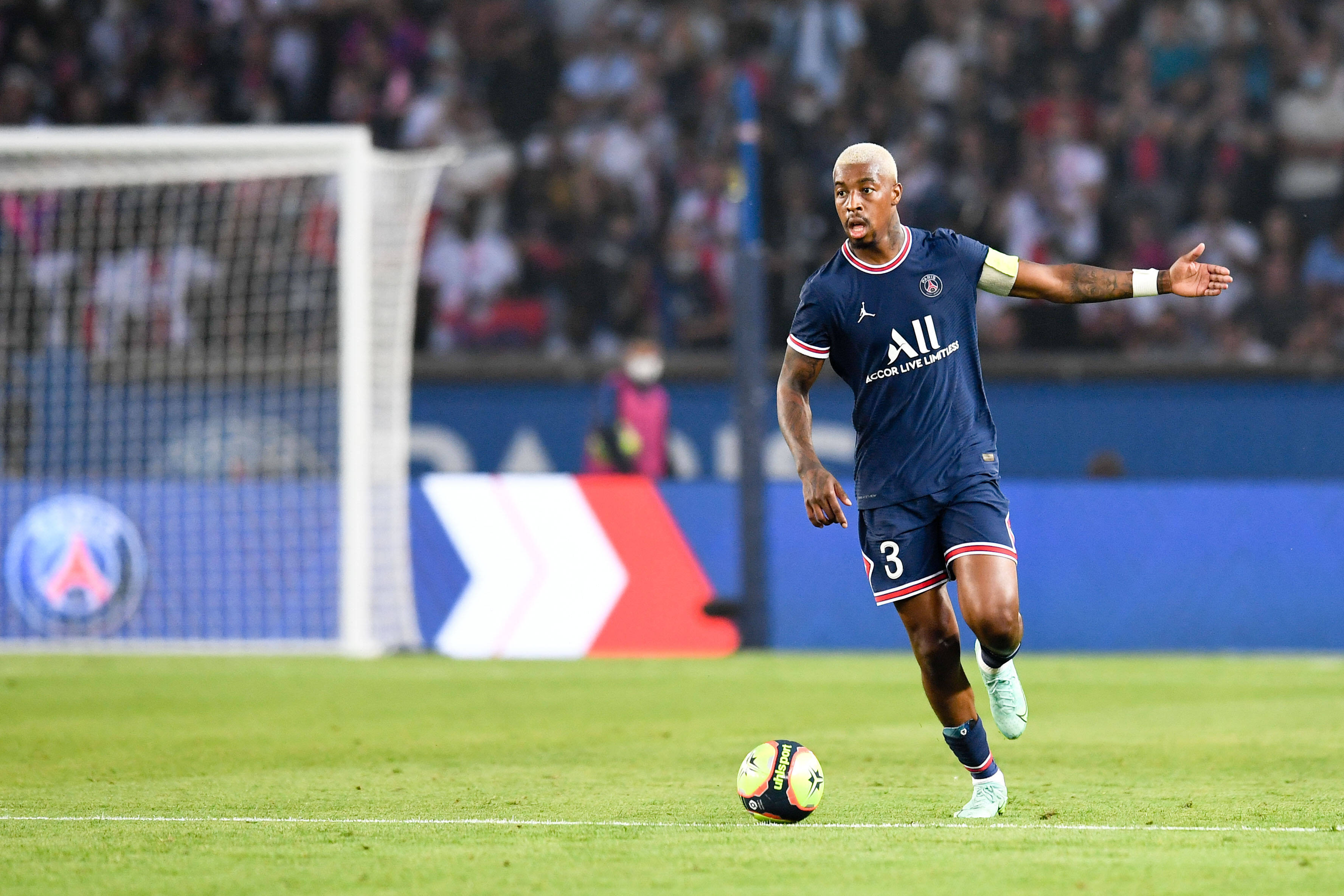 3554x2369 Journalist Says PSG Letting Go Of Chelsea Linked Defender Is A Mistake