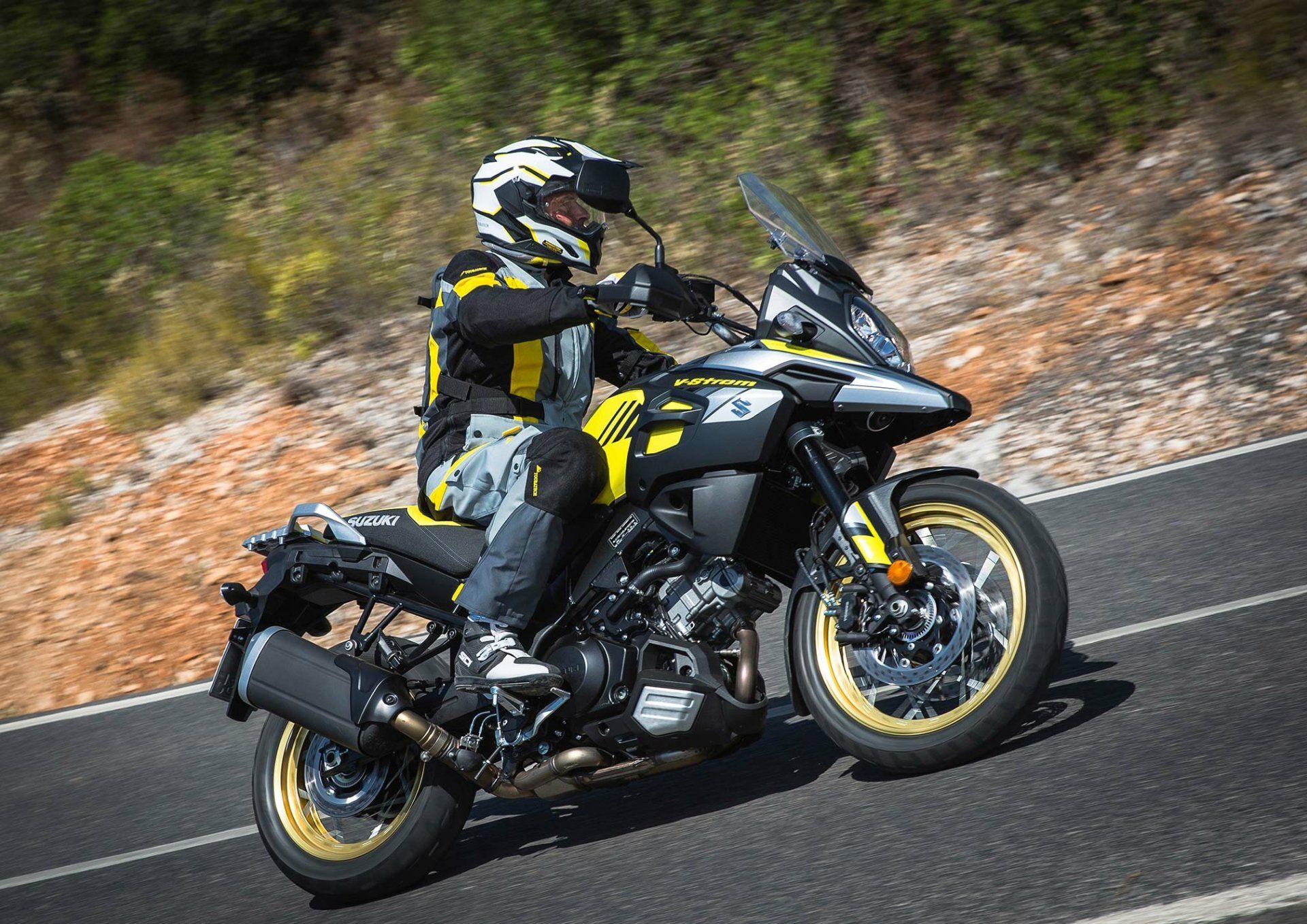 1920x1358 Download Vehicle Suzuki V Strom 1000XT HD Wallpaperx1427