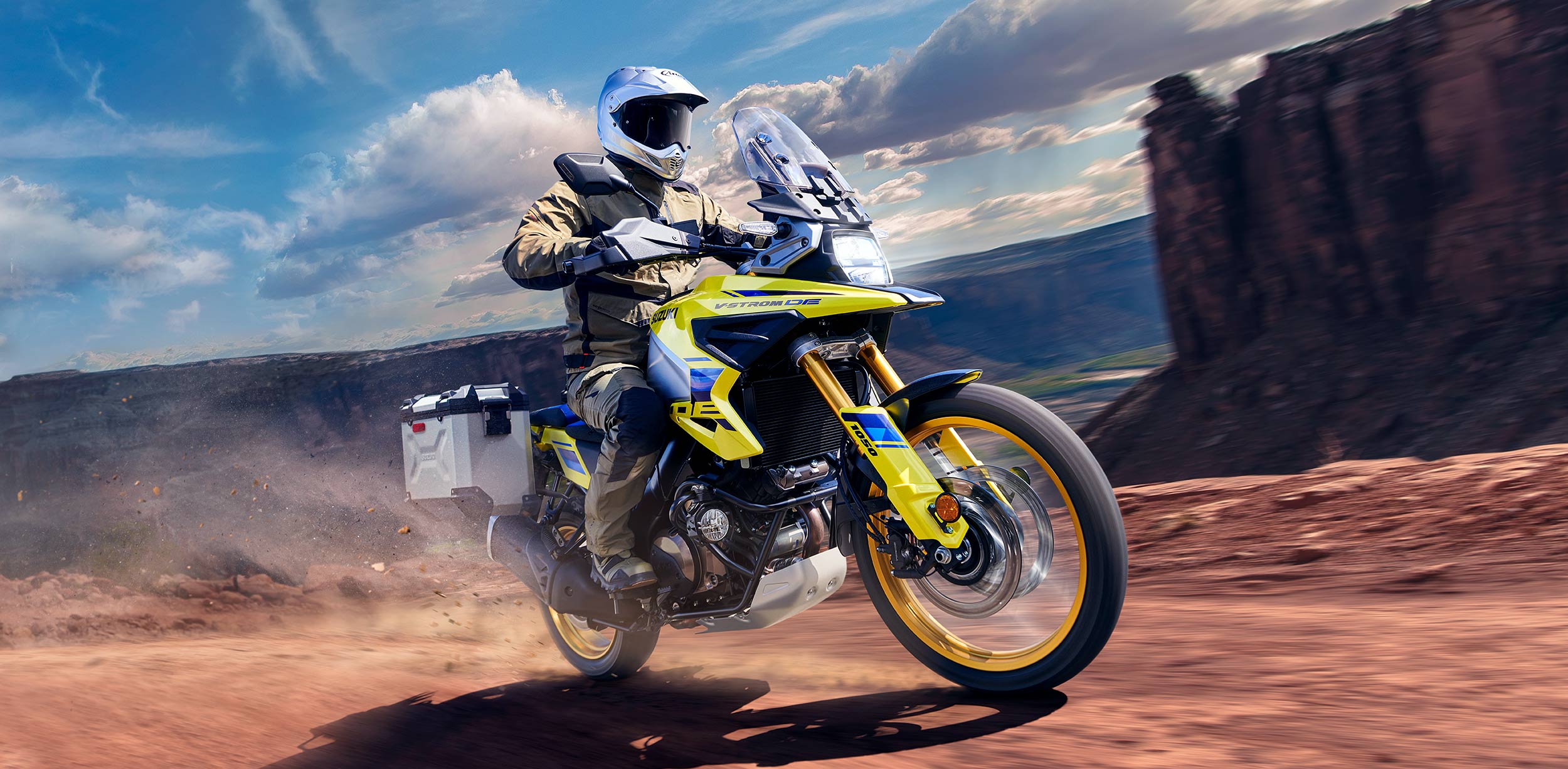 2500x1227 Suzuki Cycles