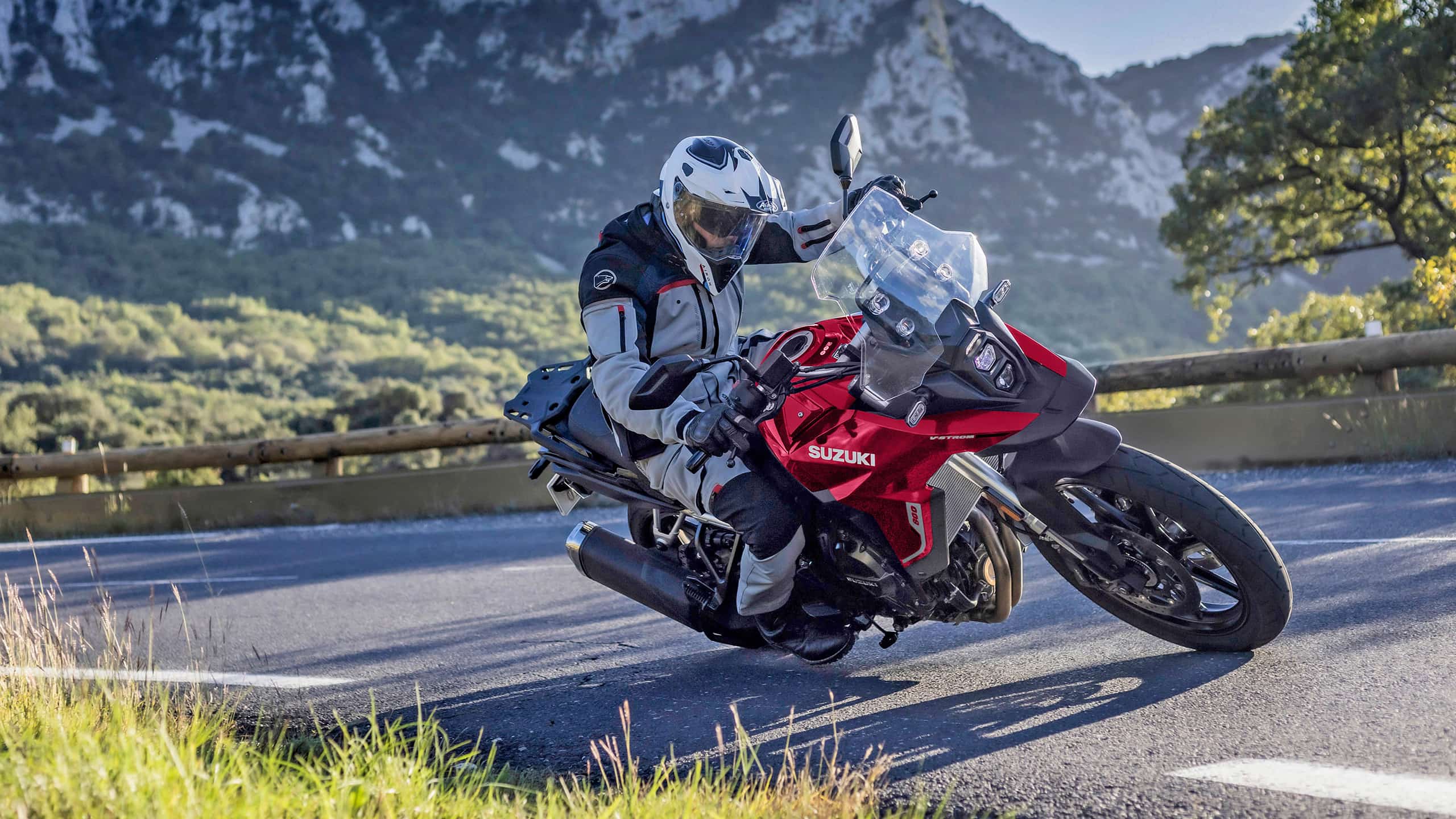2560x1440 New Suzuki V STROM 800RE