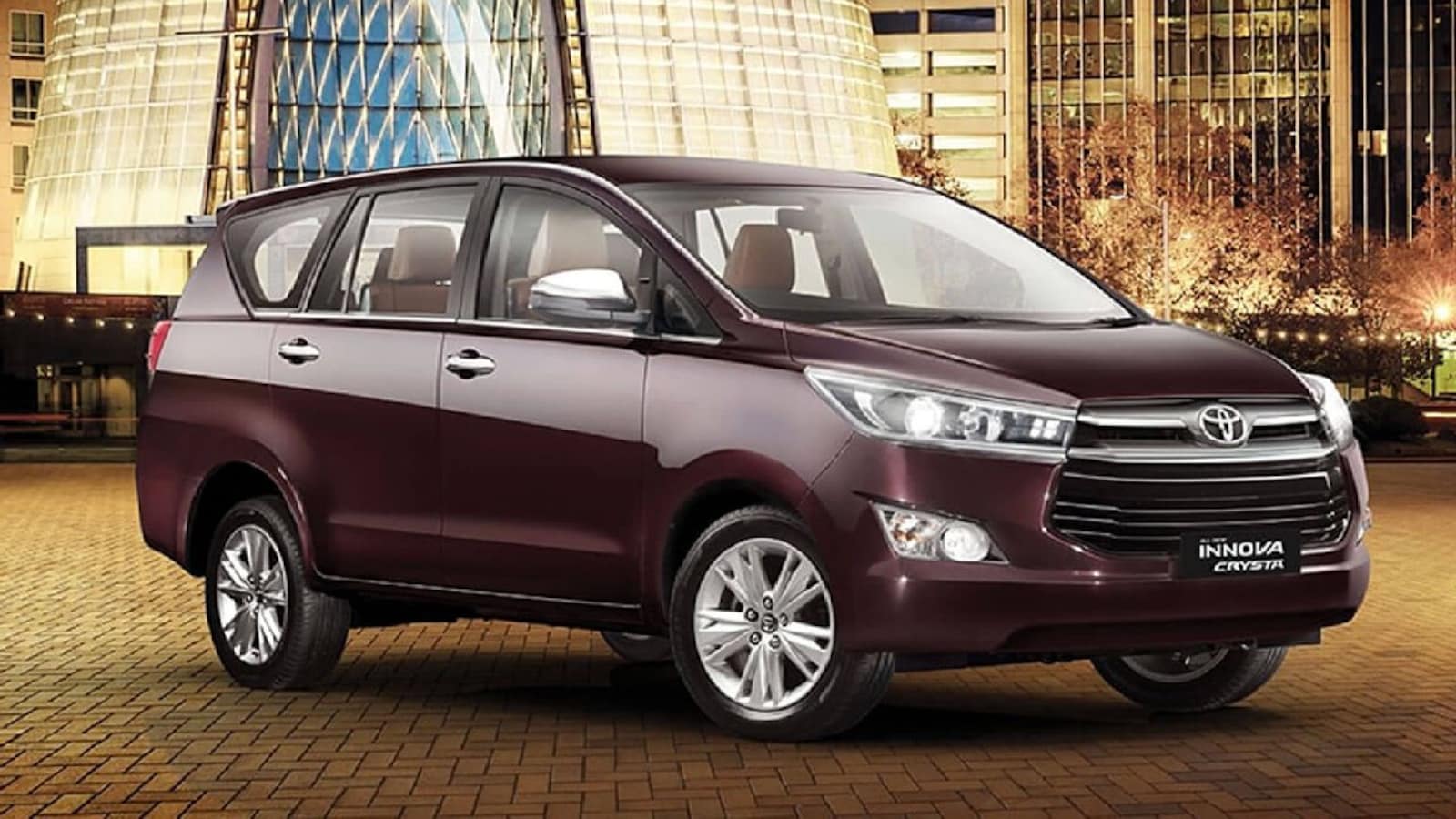 1600x900 Toyota Innova Crysta Updated For 2019; Gets 360 Degree Camera As Official Accessory