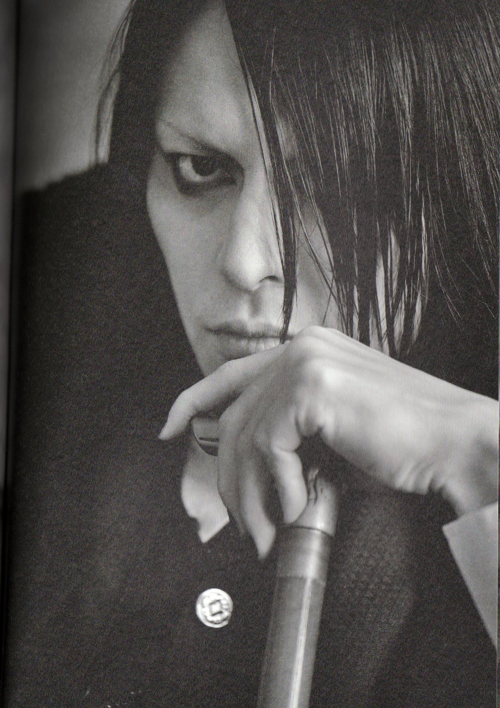 1669x2364 Atsushi Sakurai. birdicatt