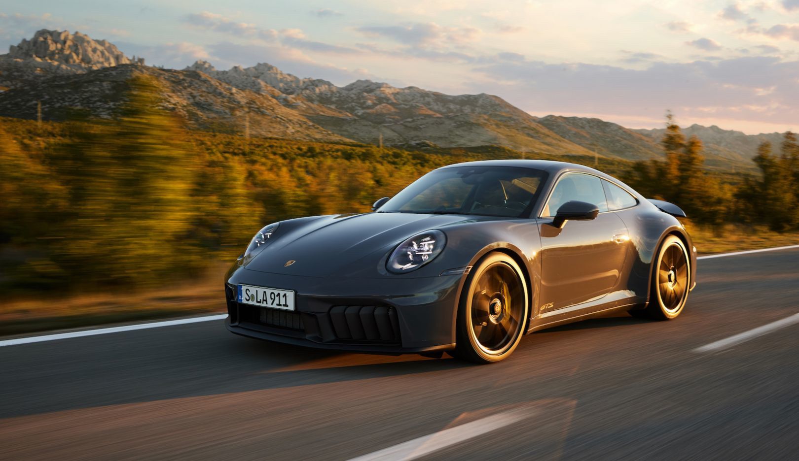 1620x936 Porsche 911 Carrera GTS driven: an icon electrified. Wallpaper*