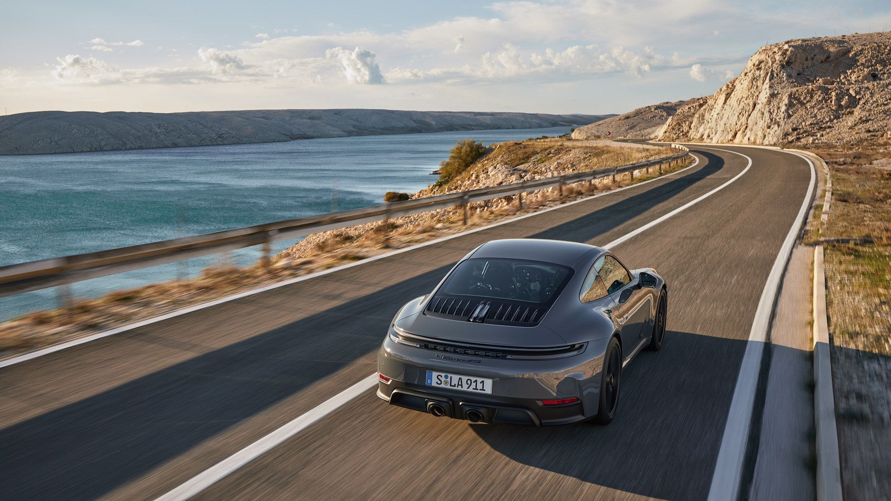 1800x1013 Porsche 911 Carrera GTS driven: an icon electrified. Wallpaper*