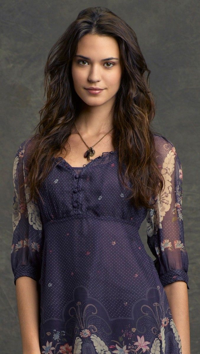 678x1200 Odette annable ideas. odette annable, women, brunette beauty