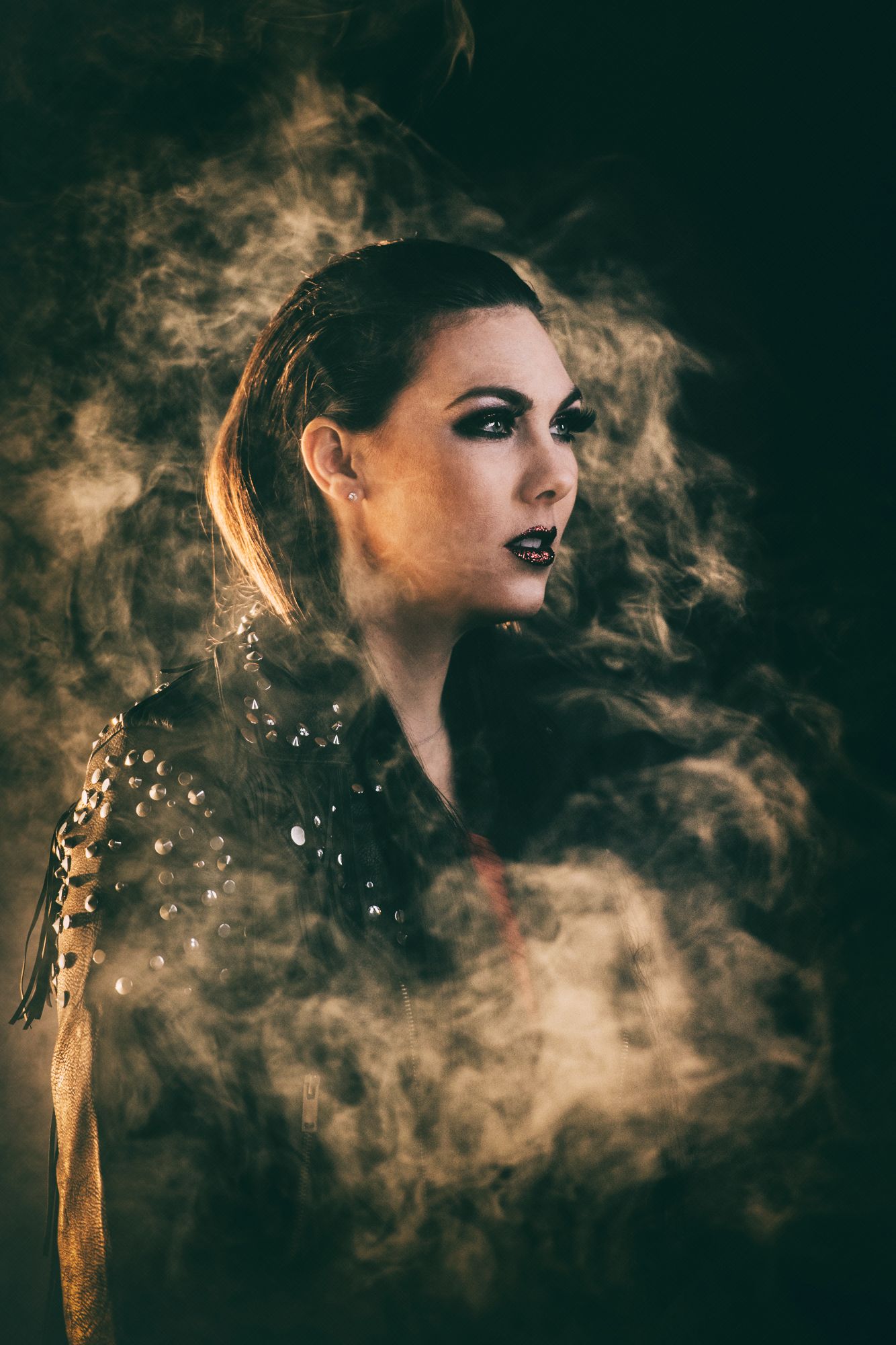 1334x2000 Elize Ryd Wallpaper