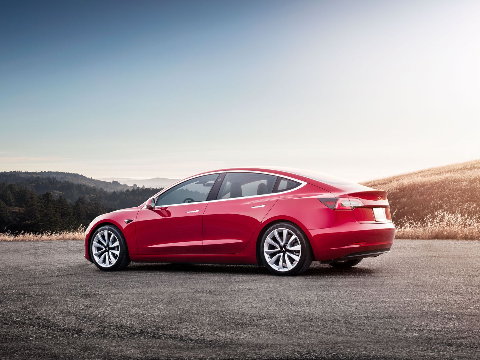 1600x1200 Tesla Model 3 Review: The Best Electric Car You Can't Buy
