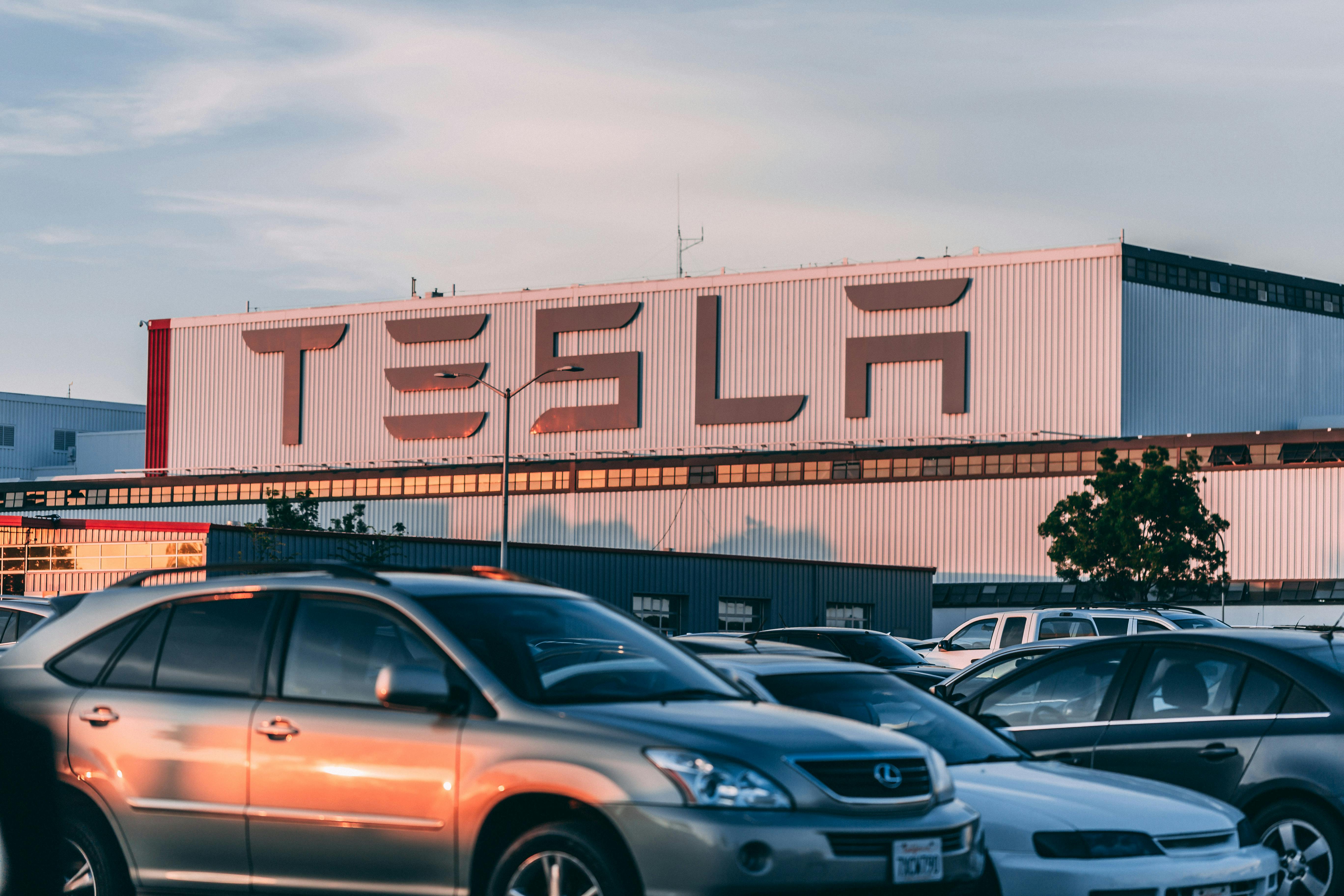 5472x3648 Tesla Logo Photo, Download The BEST Free Tesla Logo & HD Image
