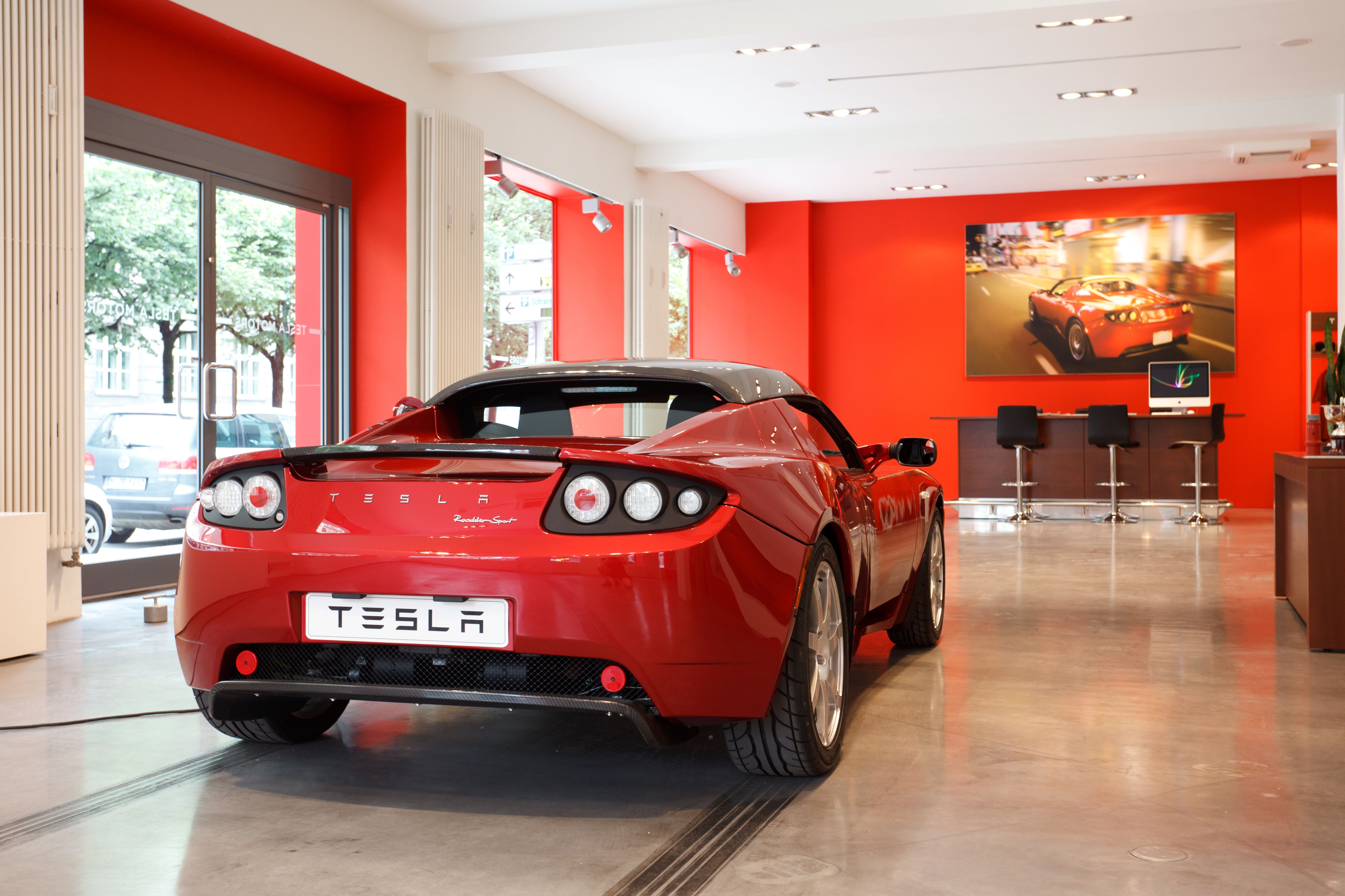 5616x3744 Tesla Munich