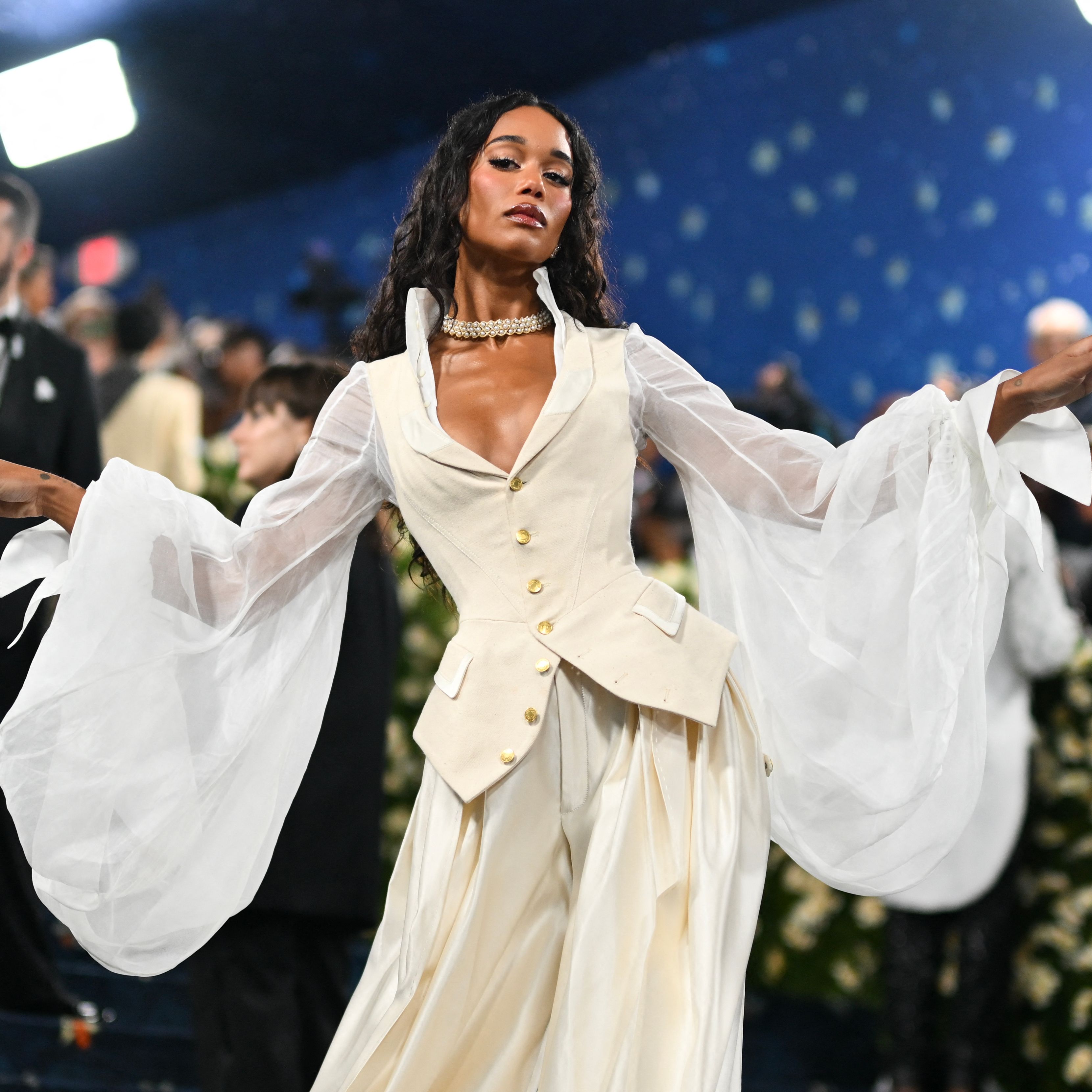 3322x3322 Laura Harrier's Met Gala Look Turned Gap Into Couture