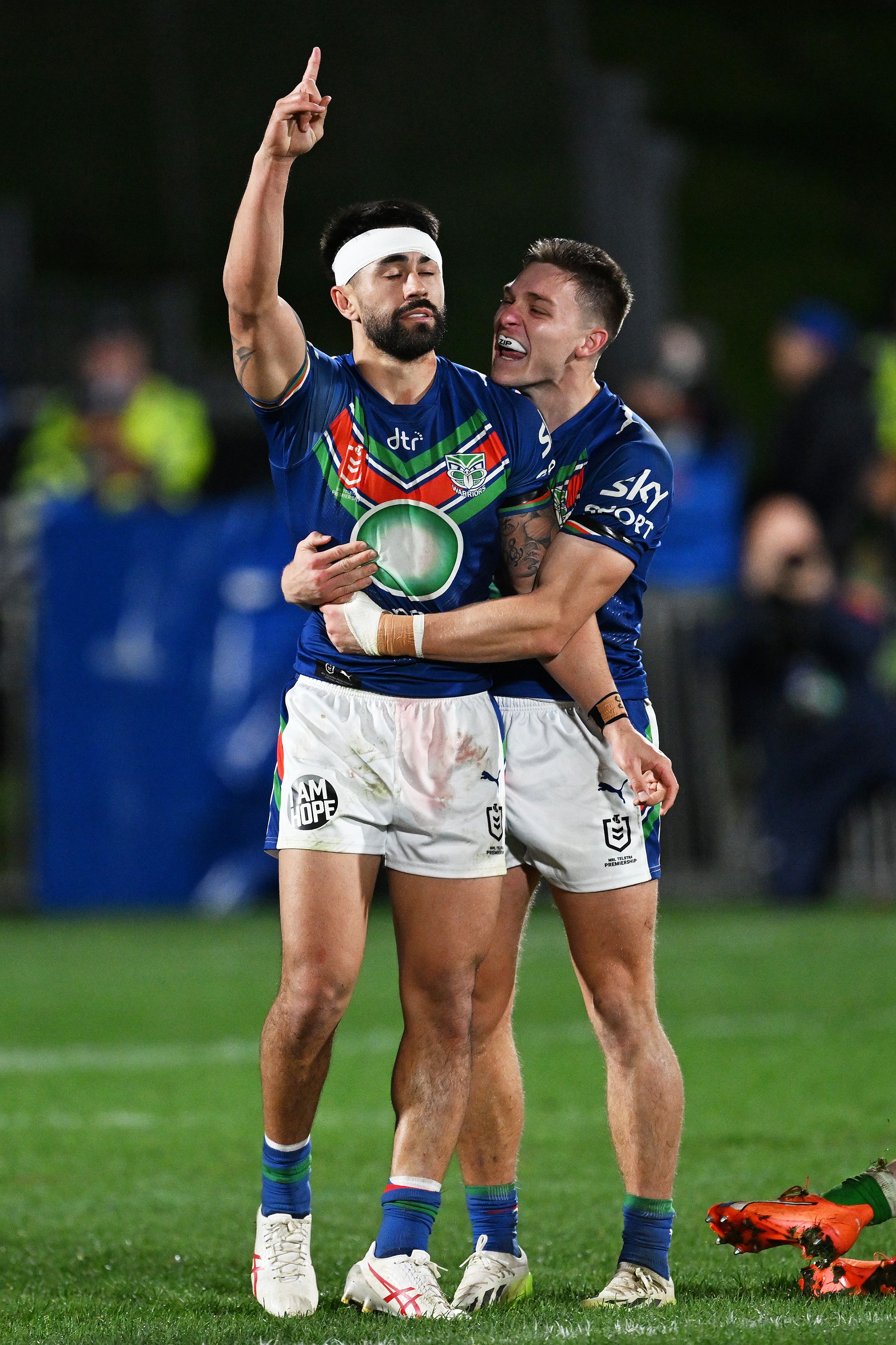 2400x3600 Warriors Vegas: Shaun Johnson backs Luke Metcalf in halfback role