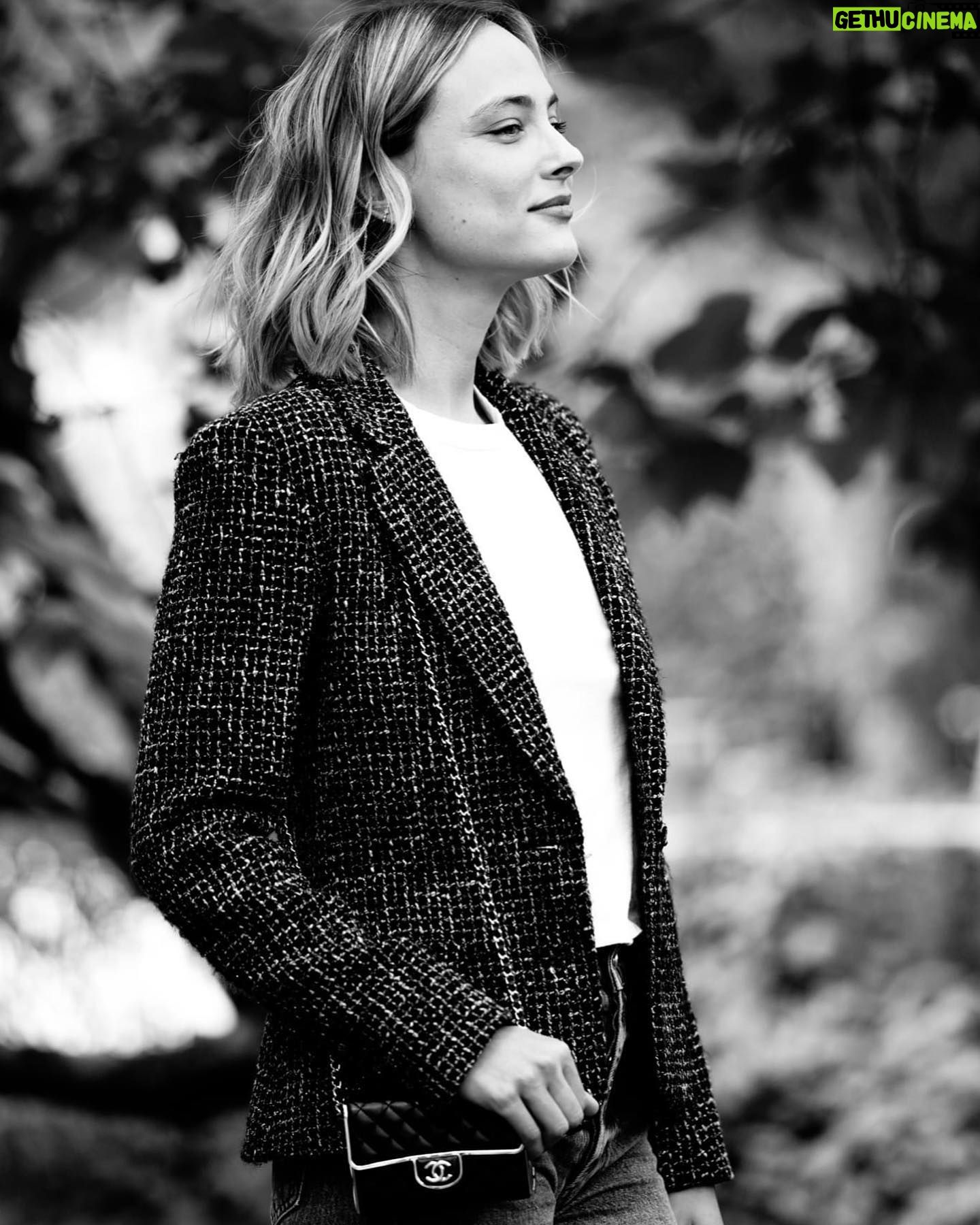 1440x1800 Nora Arnezeder