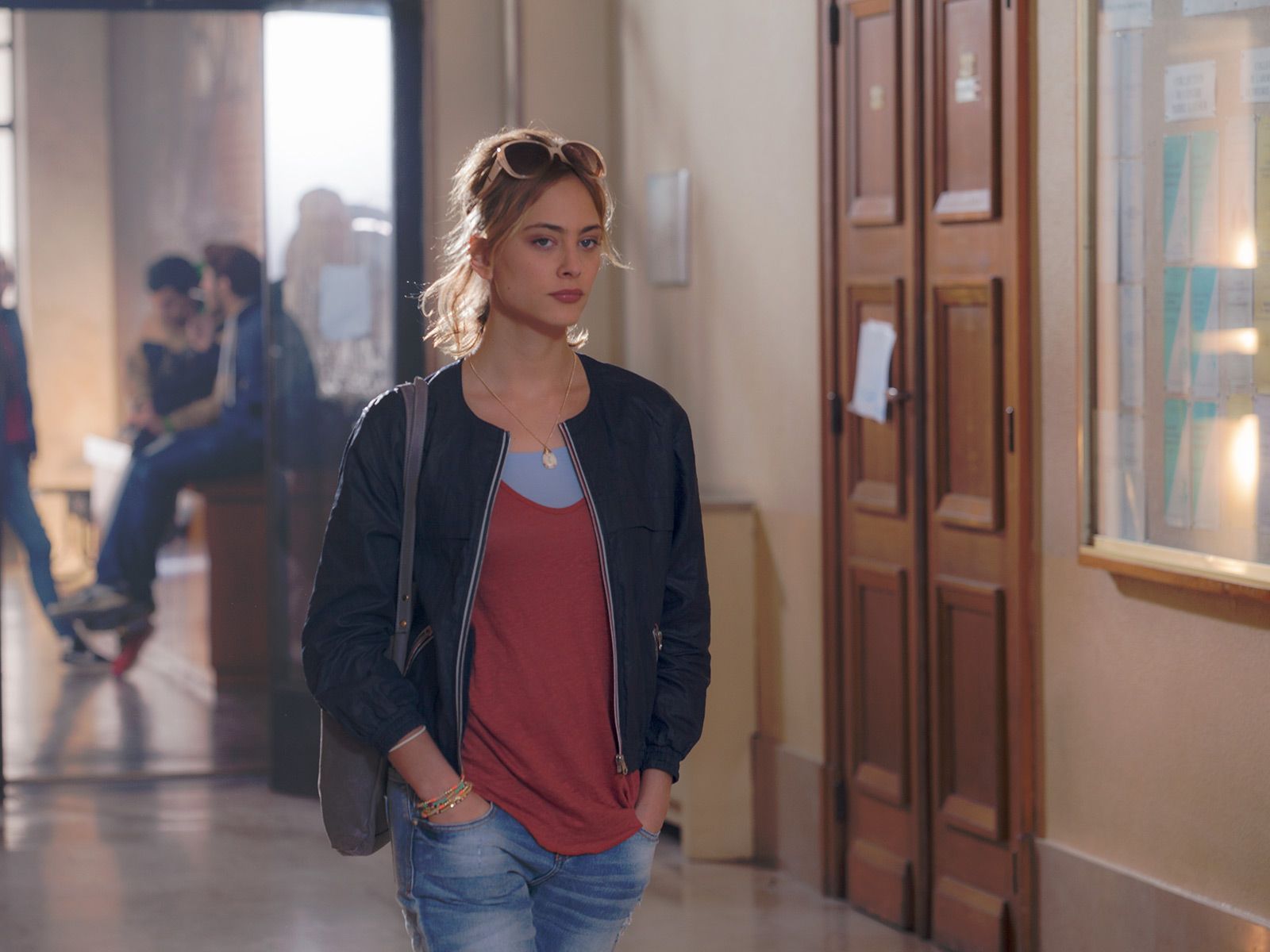 1600x1200 Bild zu Nora Arnezeder : Bild Nora Arnezeder 55 von 89