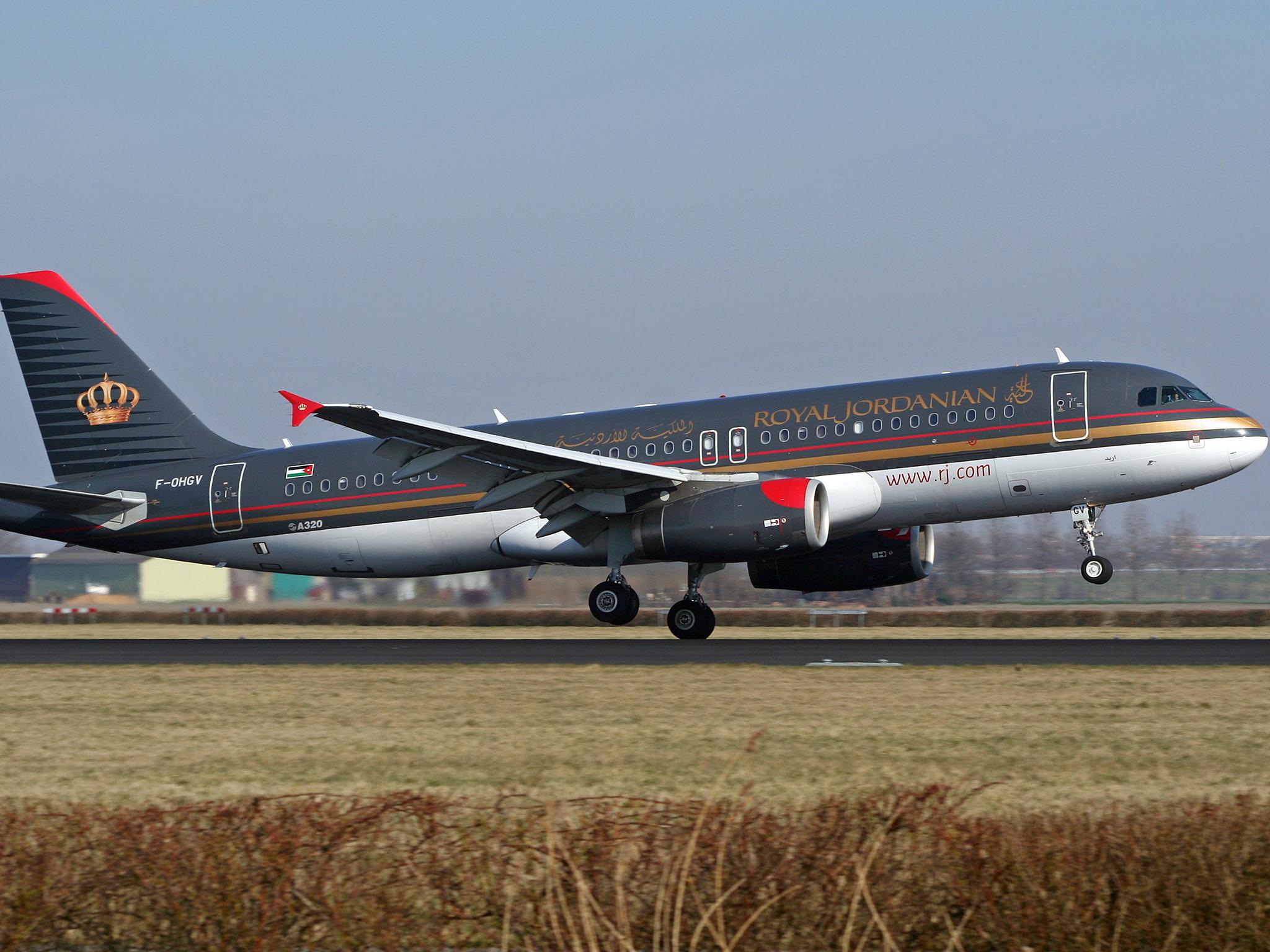 2048x1536 Royal Jordanian Airlines bans electronic devices on flights