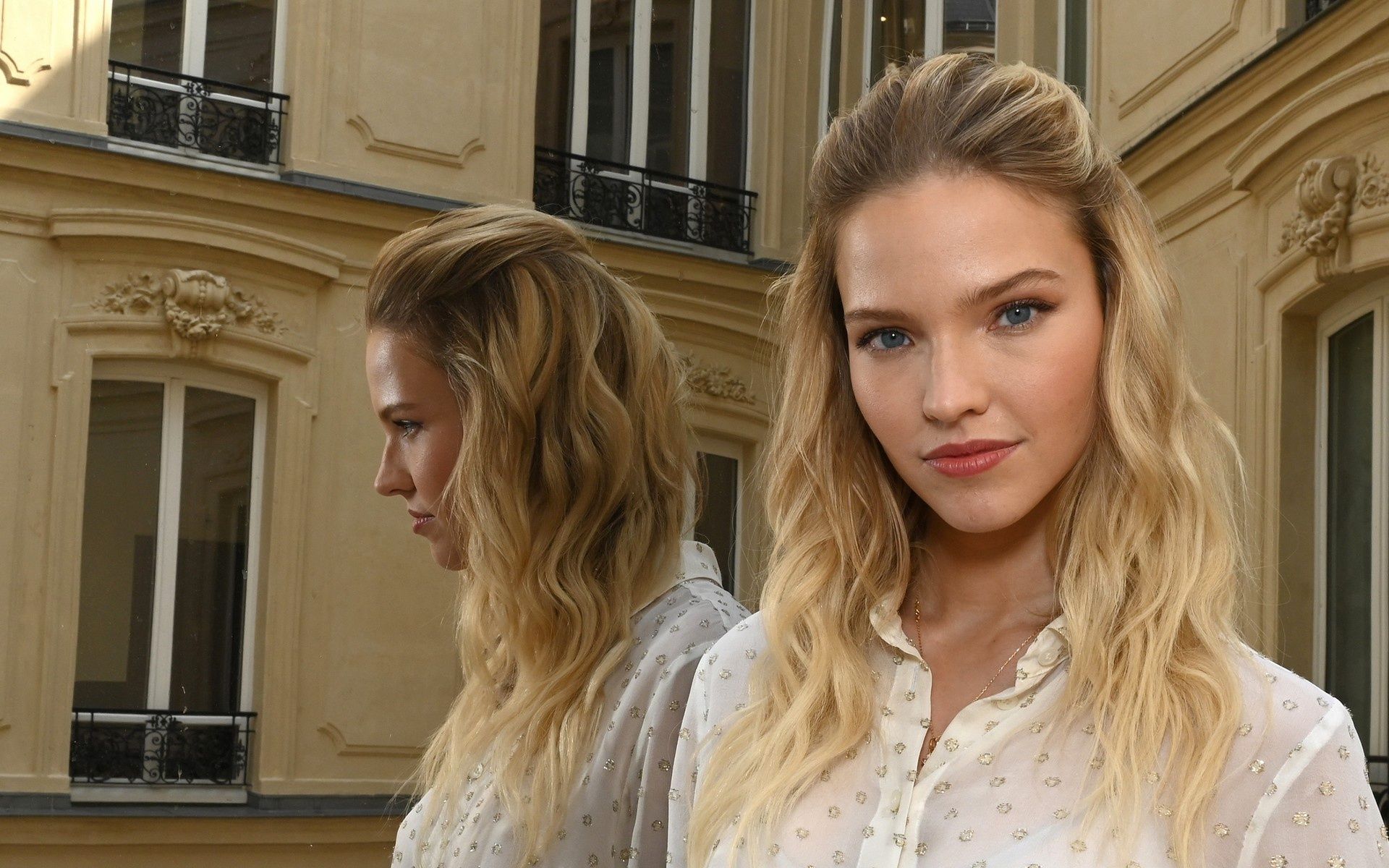 1920x1200 Wallpaper look, pose, reflection, model, hair, actress., Sasha Luss, Sasha Luss for mobile and desktop, section девушки, resolution 1920x1200