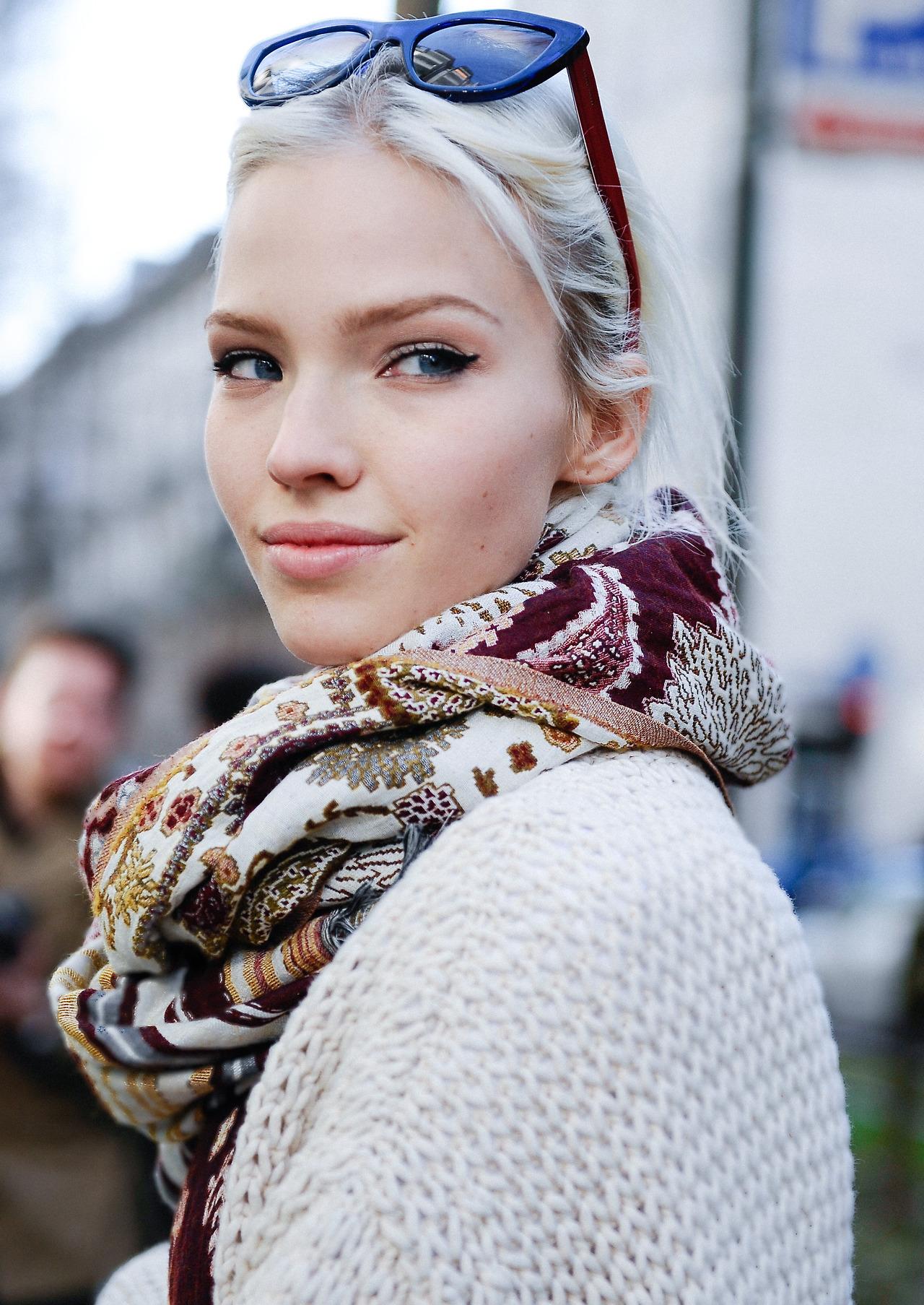 1280x1807 Sasha Luss Wallpaper
