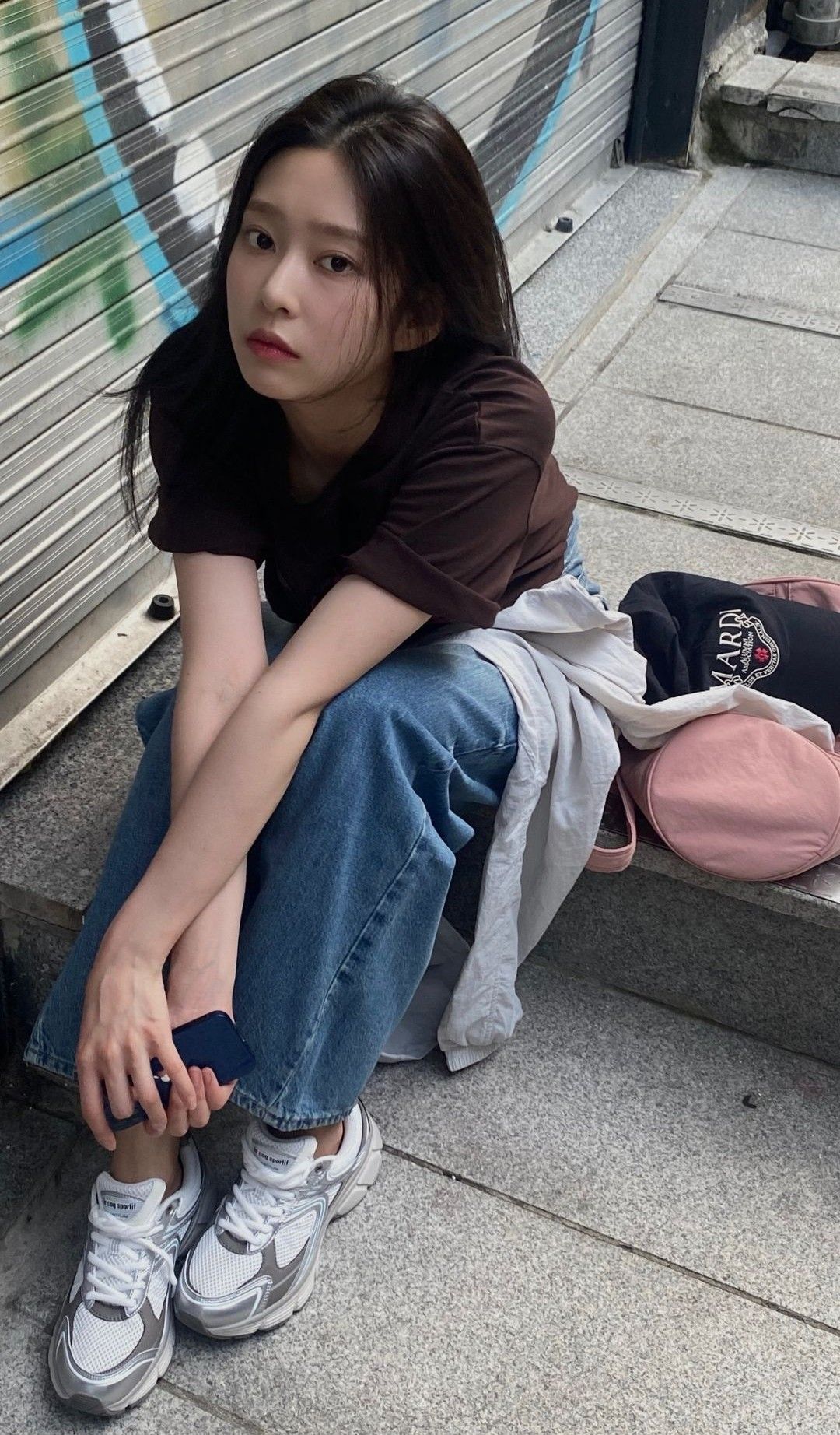 1080x1844 Kim Minju Wallpaper Free Download. High Quality Idol Photo Collection